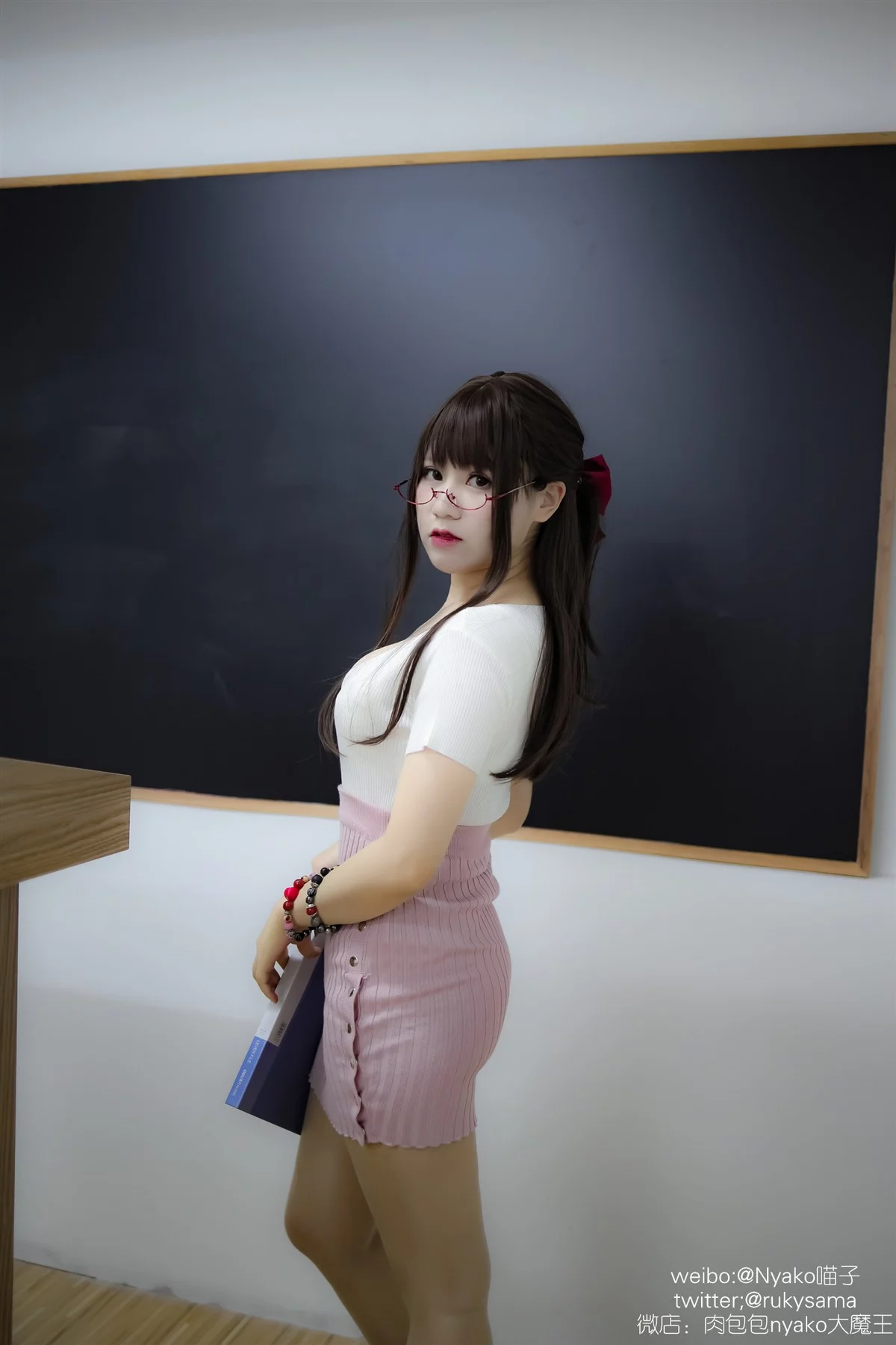 网络美女Nyako喵子个人写真主题精选私房性感服饰系列秀翘臀美腿诱惑写真123P
