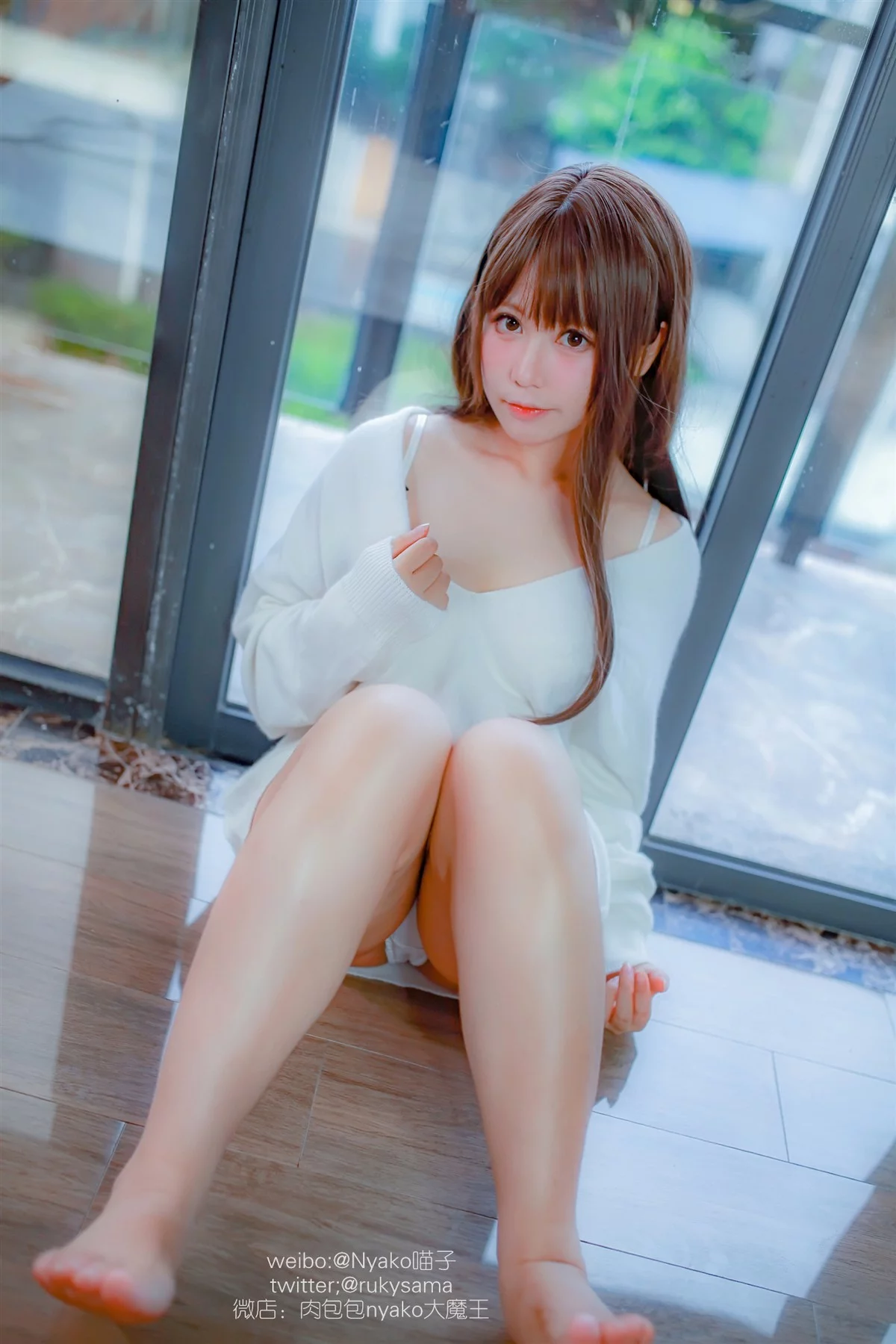 网络美女Nyako喵子个人写真主题精选私房性感服饰系列秀翘臀美腿诱惑写真123P