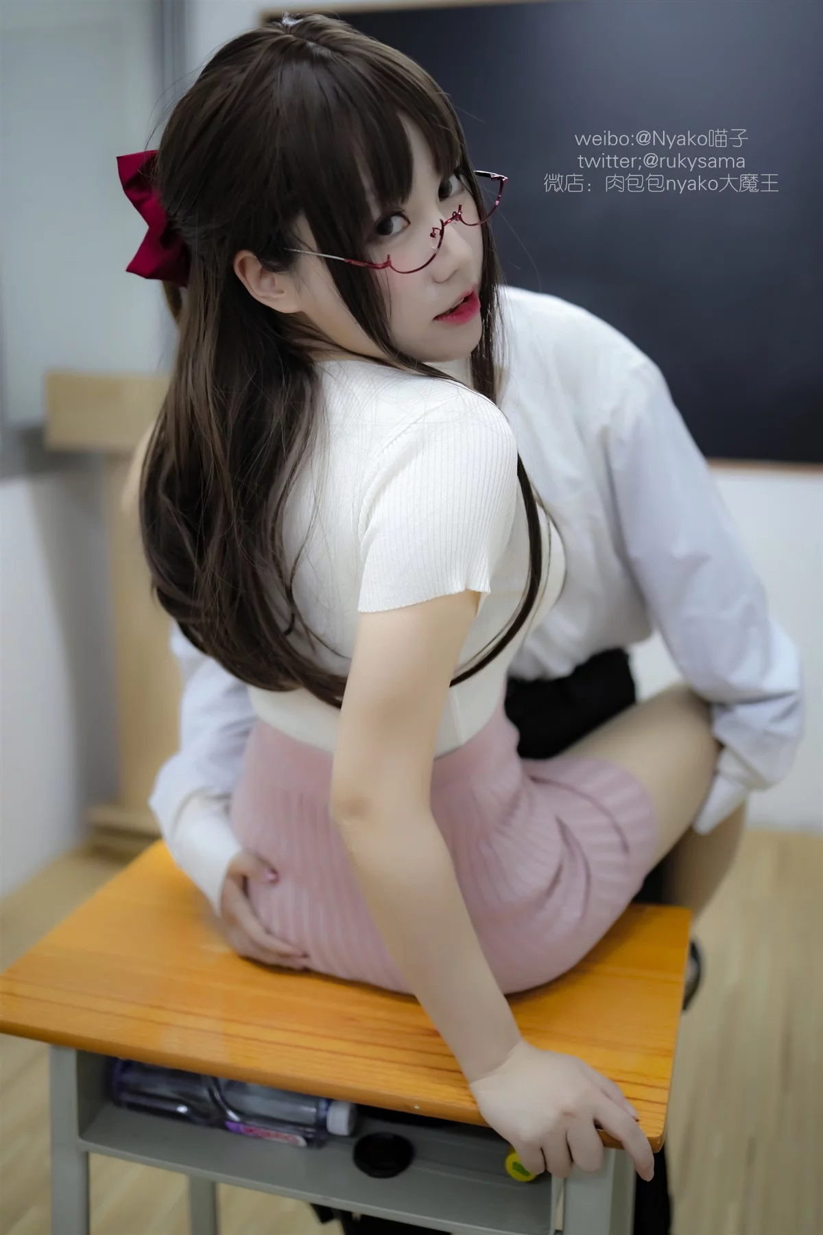 网络美女Nyako喵子个人写真主题精选私房性感服饰系列秀翘臀美腿诱惑写真123P