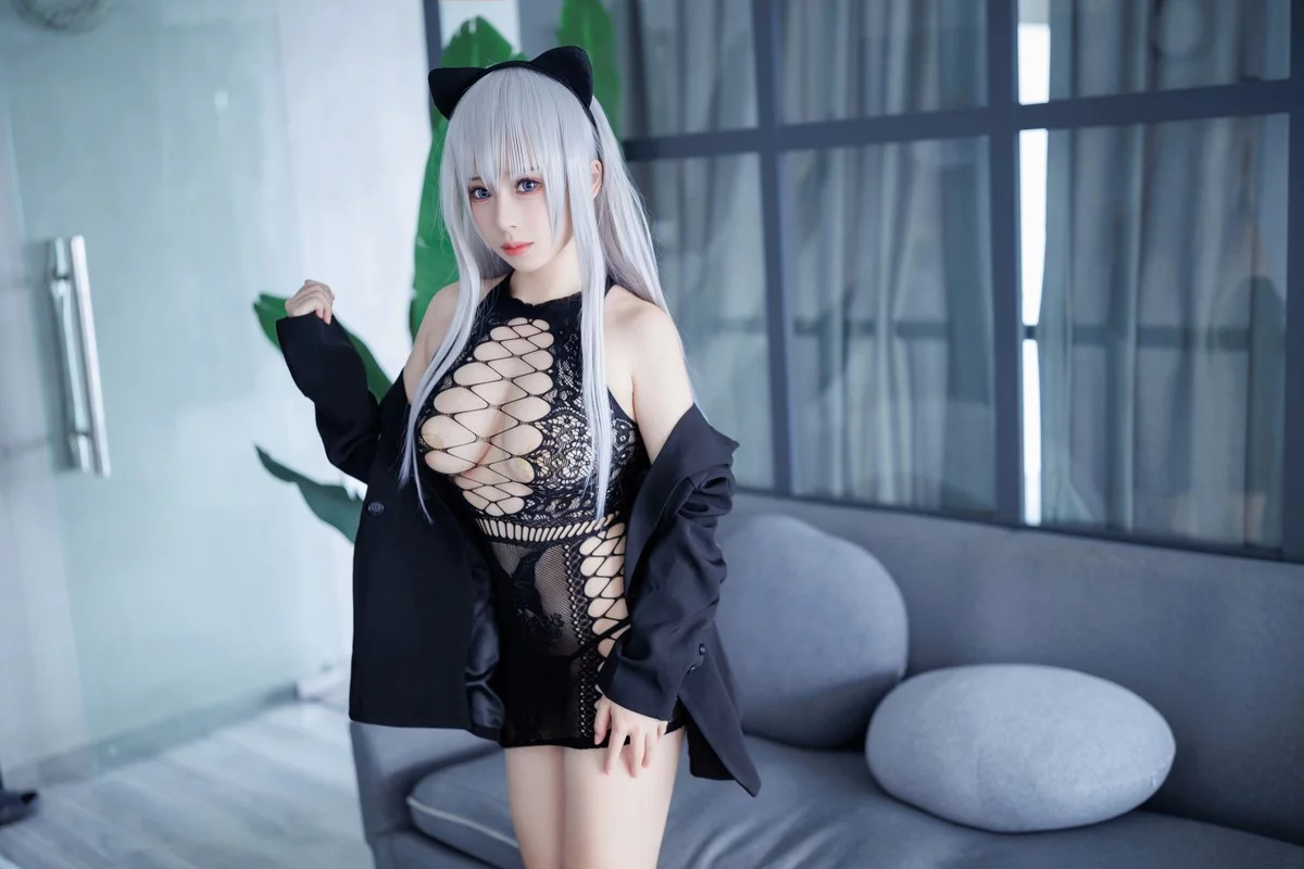 网络美女胡桃猫Kurumineko魅惑猫娘主题黑色缕空情趣服饰露豪乳遮点诱惑写真79P