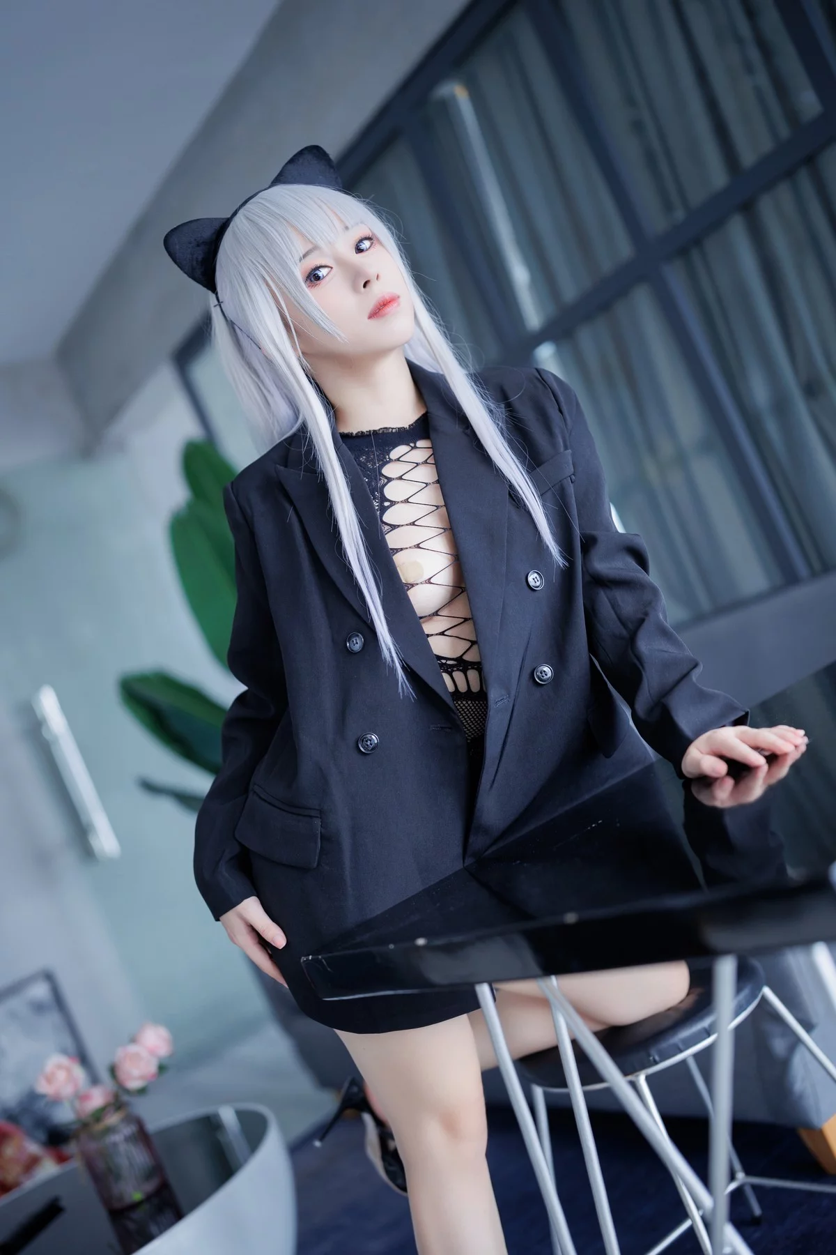 网络美女胡桃猫Kurumineko魅惑猫娘主题黑色缕空情趣服饰露豪乳遮点诱惑写真79P