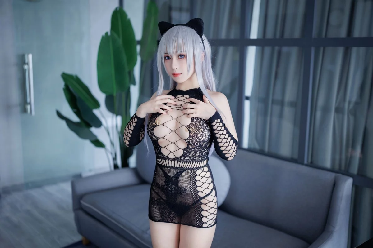 网络美女胡桃猫Kurumineko魅惑猫娘主题黑色缕空情趣服饰露豪乳遮点诱惑写真79P