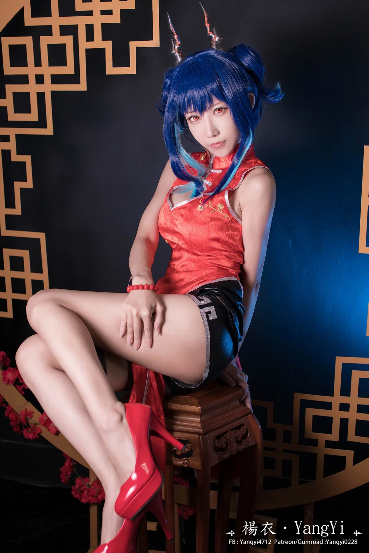 Coser美女yangyi杨衣Cos图片合集主题私房性感Cos服饰系列秀完美身材诱惑写真203P