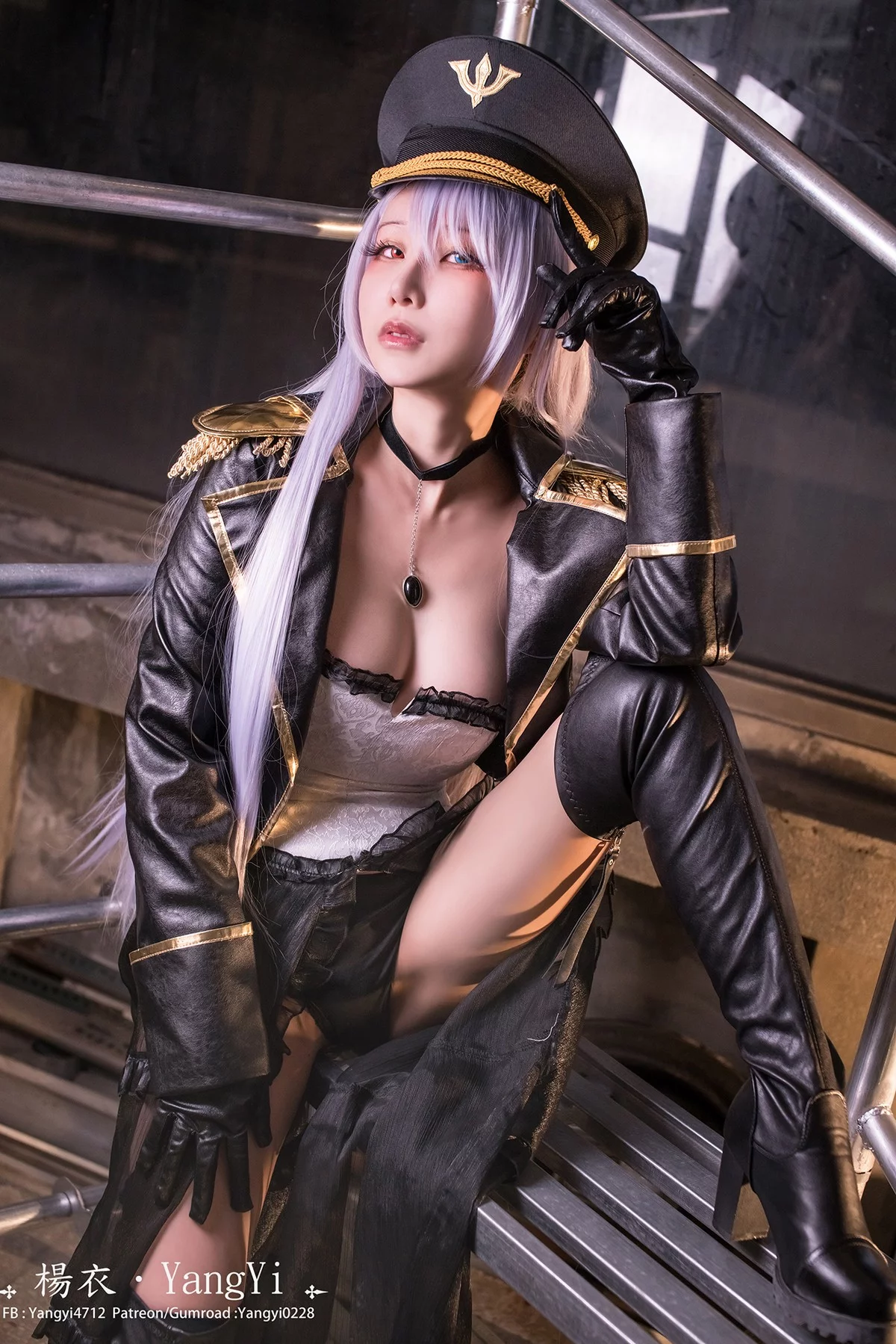 Coser美女yangyi杨衣Cos图片合集主题私房性感Cos服饰系列秀完美身材诱惑写真203P