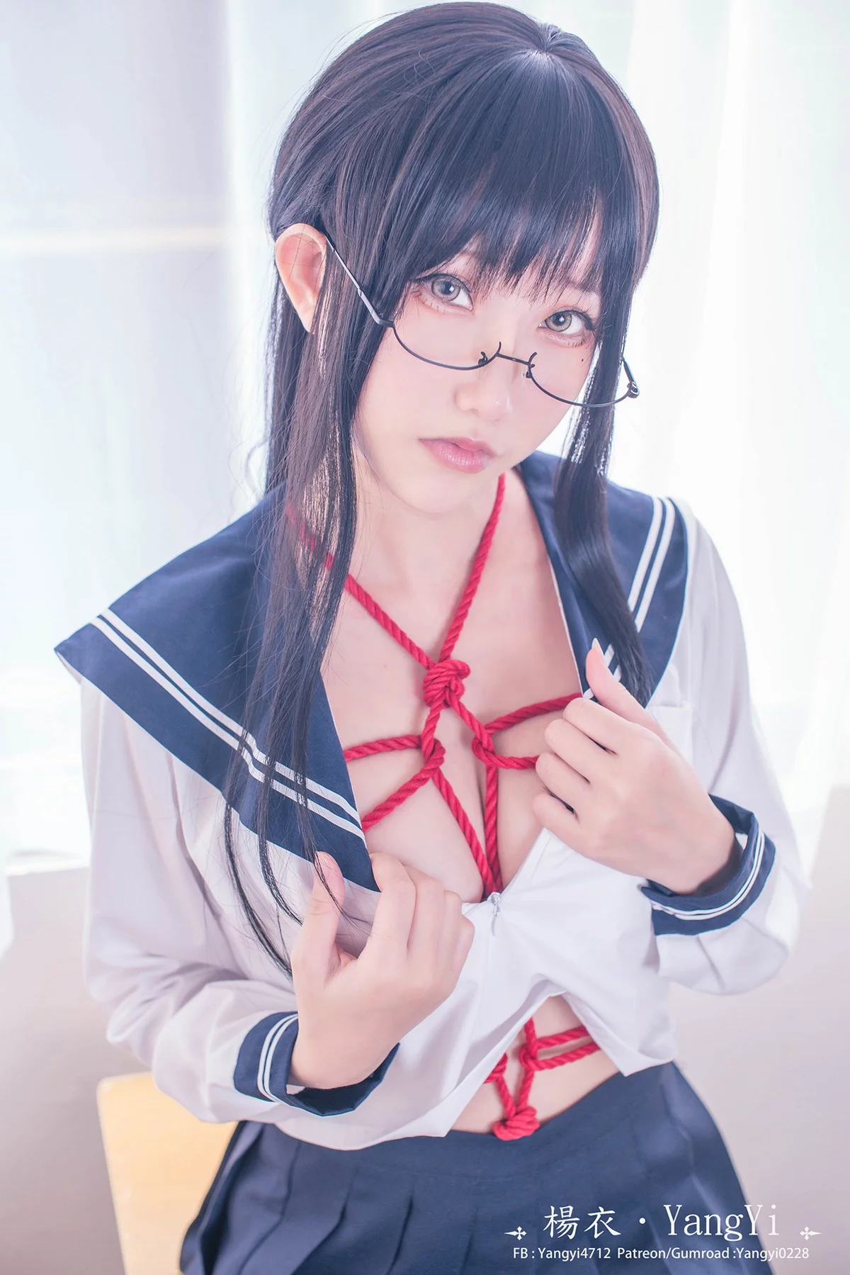 Coser美女yangyi杨衣Cos图片合集主题私房性感Cos服饰系列秀完美身材诱惑写真203P