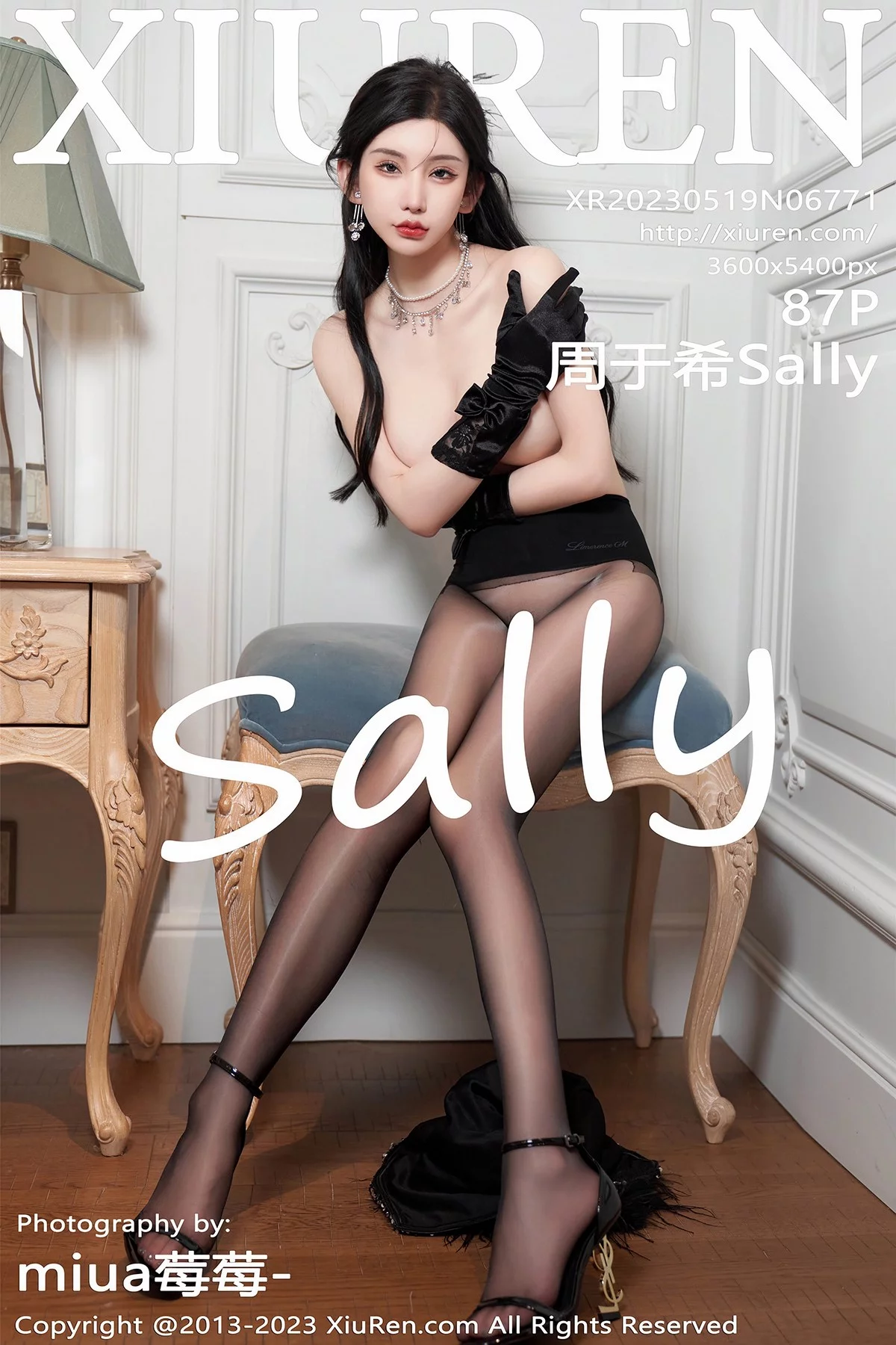 XiuRen第6771期_女神周于希Sally性感黑色低胸短裙配超薄油亮黑丝惹火诱惑写真87P