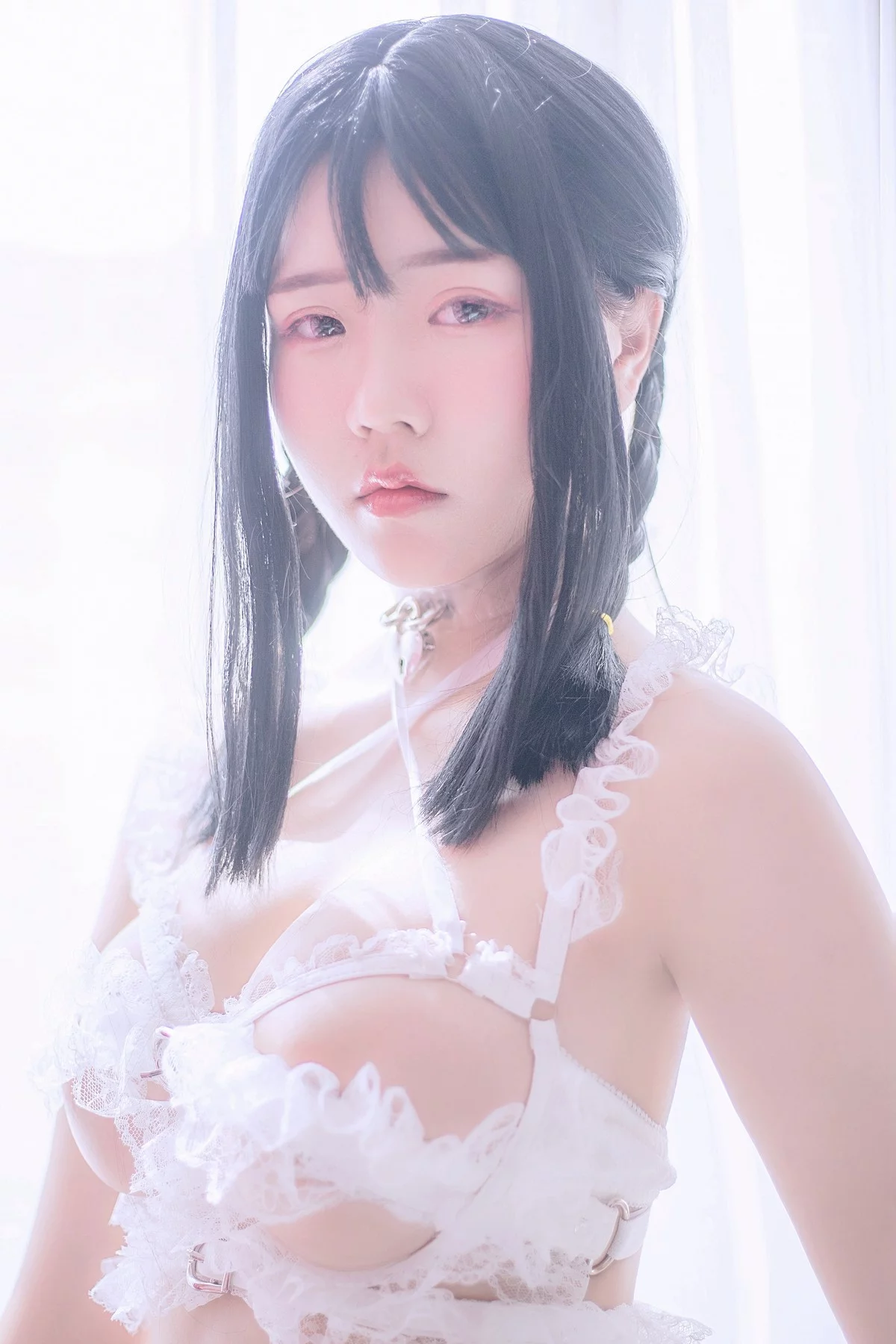 美少女博主阿汐汐W束缚主题私房浴室性感白色蕾丝情趣内衣秀丰满身材诱惑写真46P