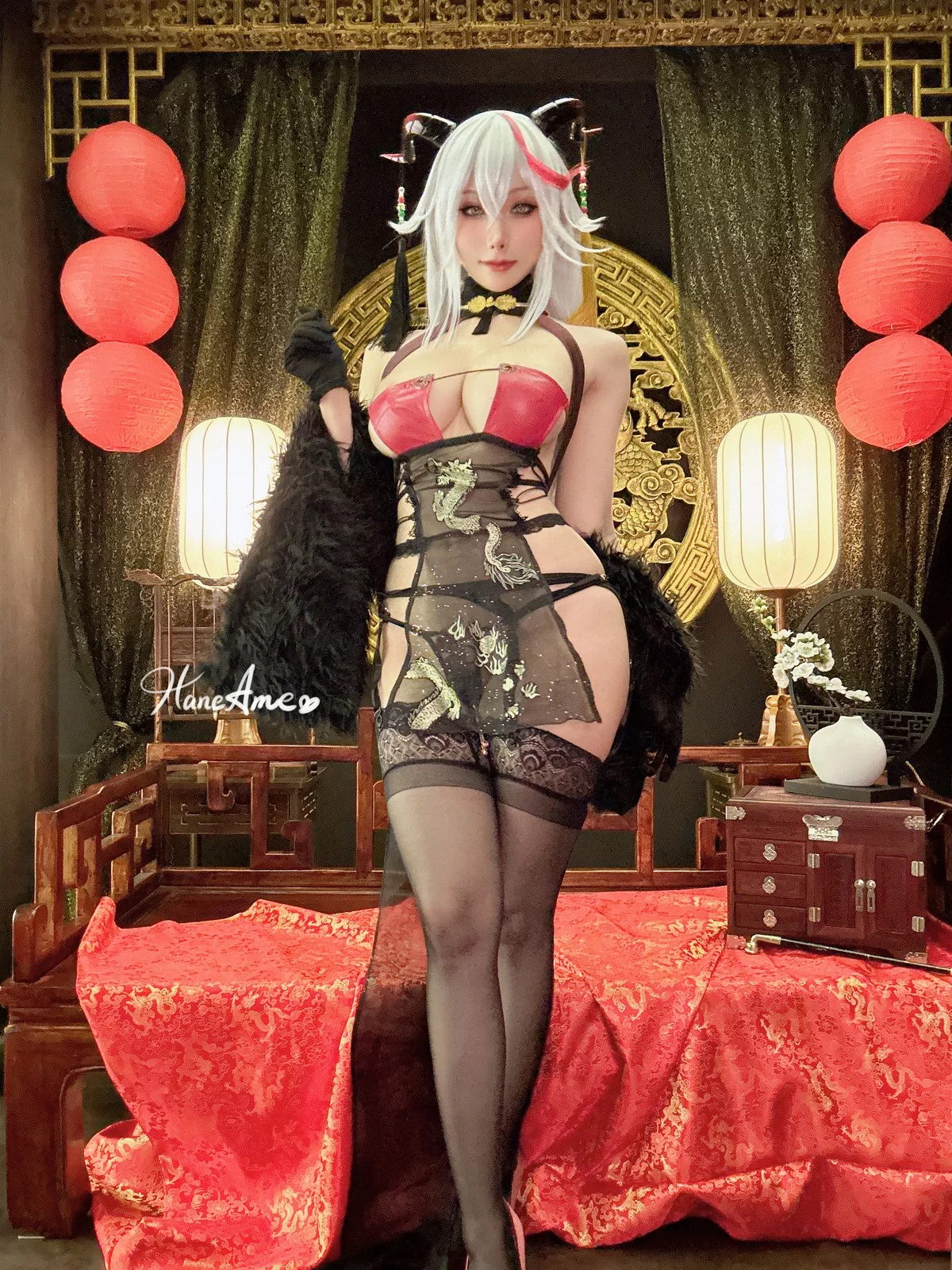 Coser美女雨波_HaneAme埃吉尔旗袍主题性感红色情趣内衣配黑丝吊袜诱惑写真43P