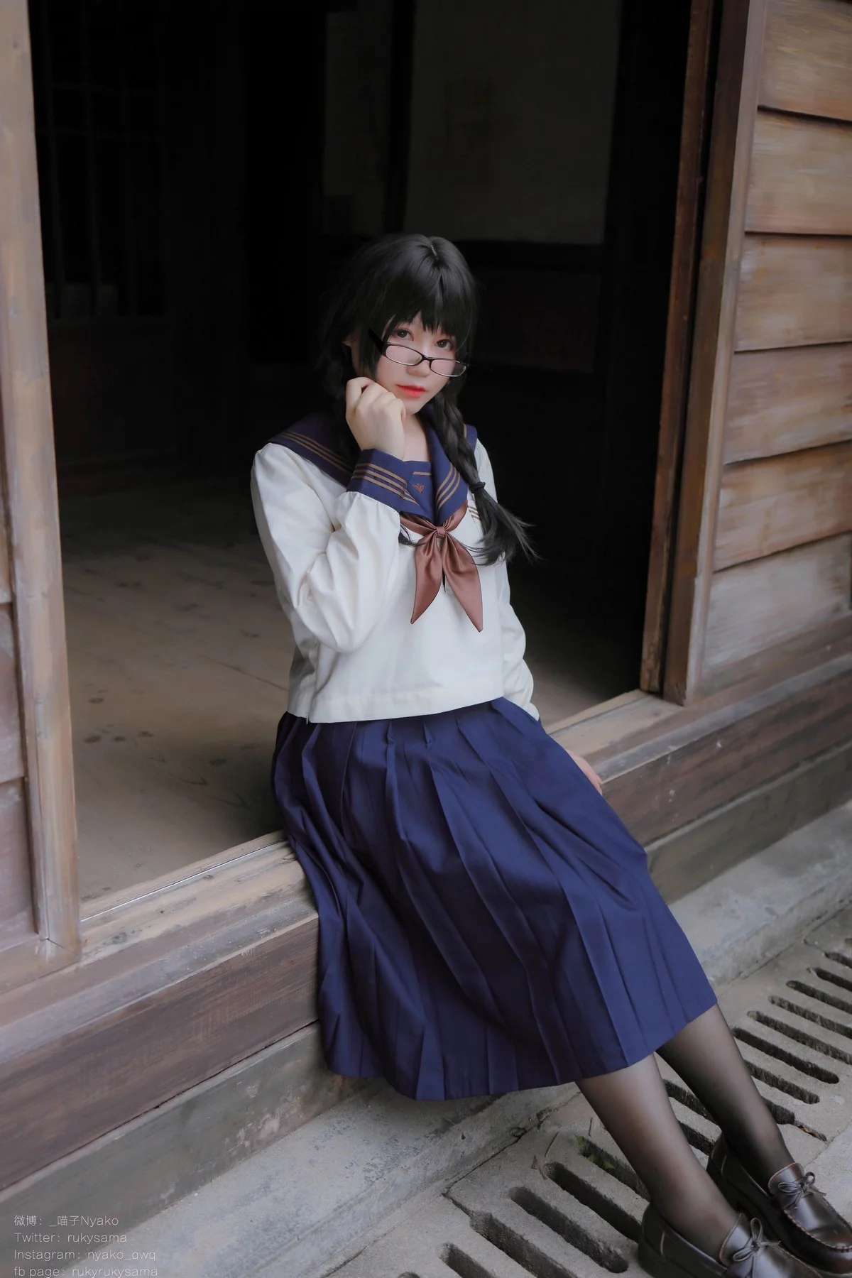 网络美女Nyako喵子女子校生主题脱学生制服露性感内衣秀豪乳遮点极致诱惑写真149P