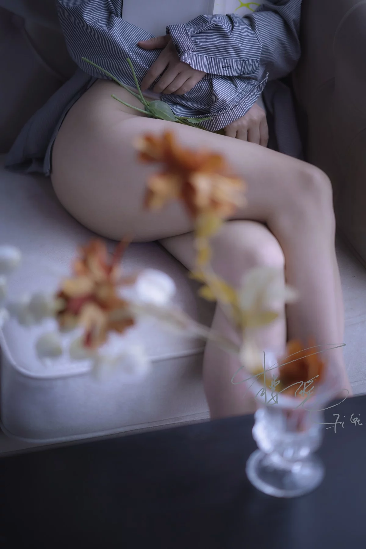 网络红人樱晚GiGi你的衬衫主题私房性感真空条纹衬衫秀傲人豪乳撩人诱惑写真22P