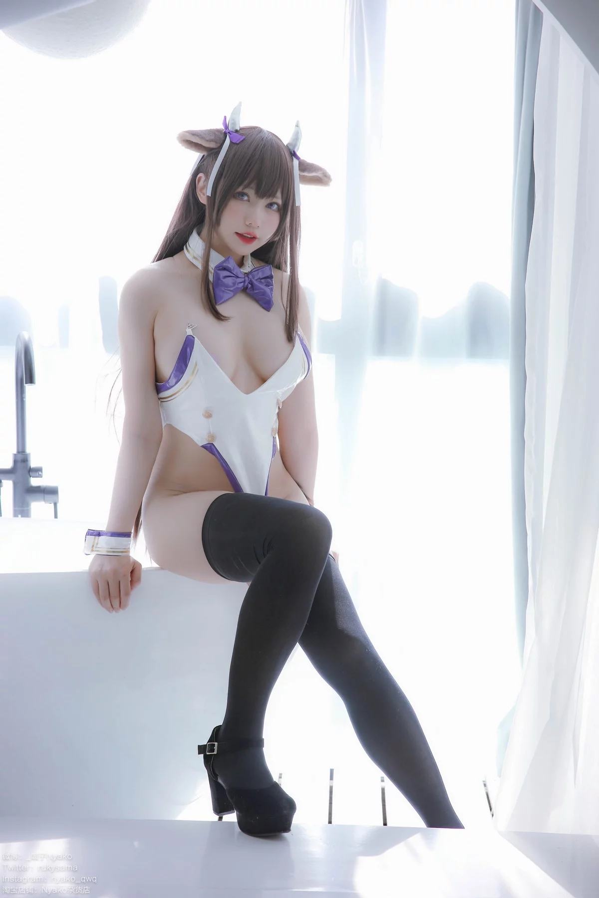 网络美女Nyako喵子牛牛赌场女郎主题性感高叉连体吊带配黑丝袜丰满诱惑写真113P