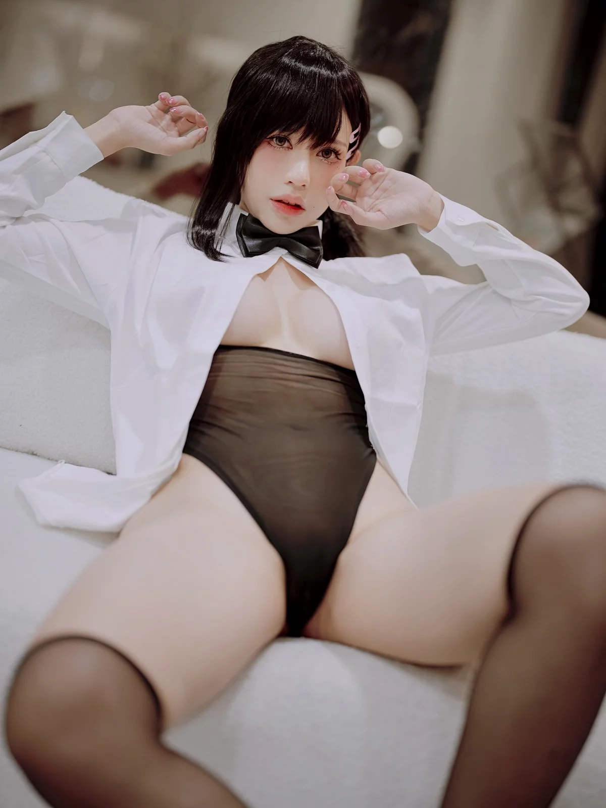 网络美女PingPing-Kobeni主题性感白T配黑色薄透连体衣秀豪乳翘臀诱惑写真57P