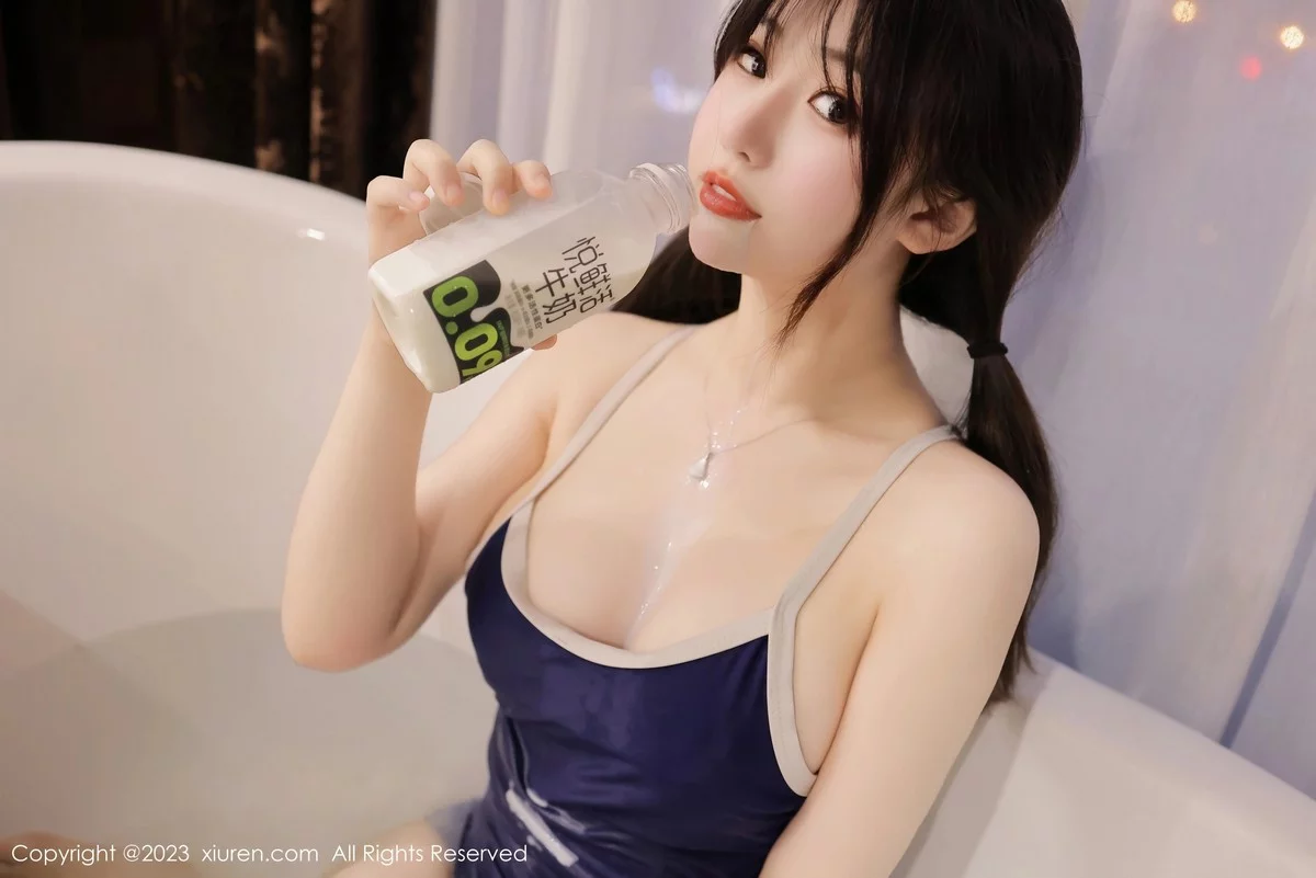 XiuRen第6781期_新人模特岁小岁浴室蓝色高开叉连体衣湿身秀完美身材诱惑写真74P