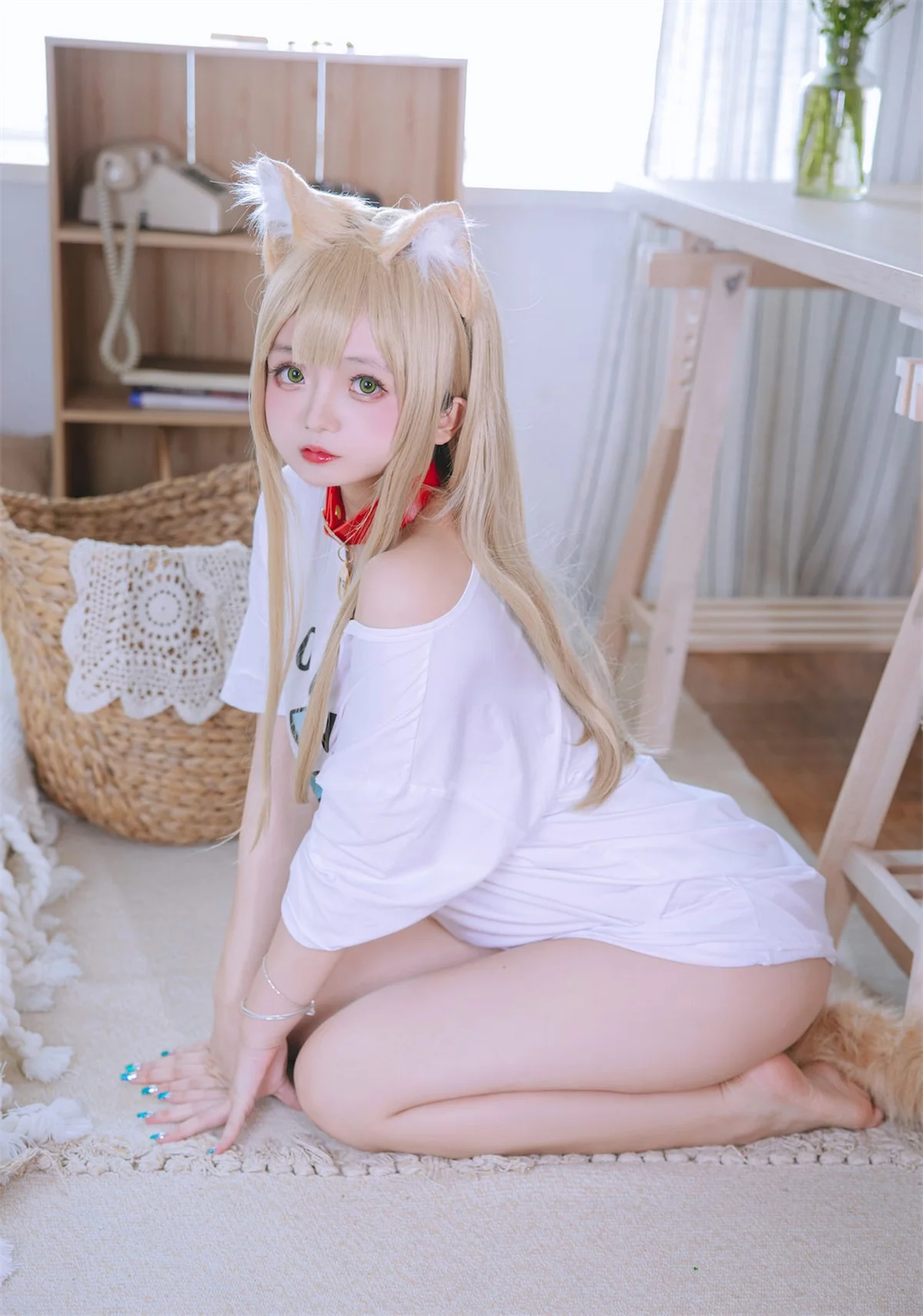 Cosplay美女日奈娇黄豆粉主题私房半脱性感白T露傲人豪乳遮点惹火诱惑写真159P