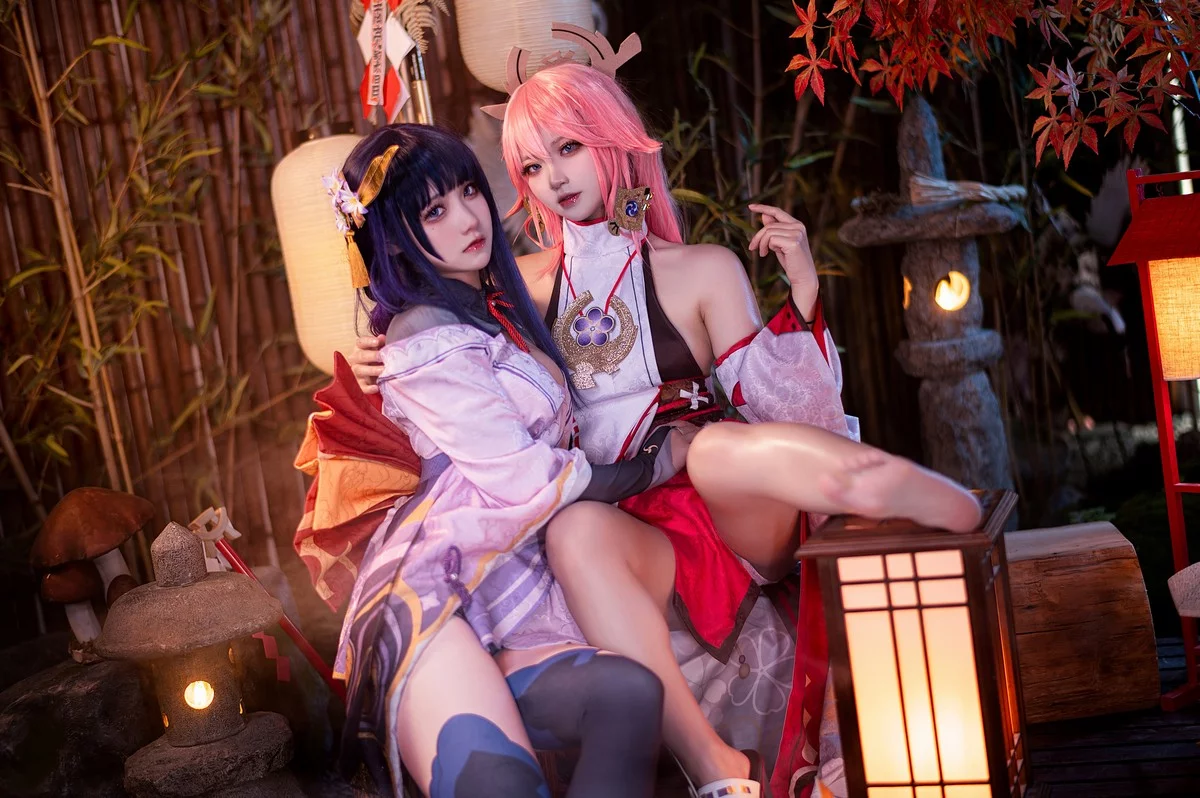 Coser美女伊喵君八重&雷神双倍快乐主题私房姐妹花性感日系服饰惹火诱惑写真57P
