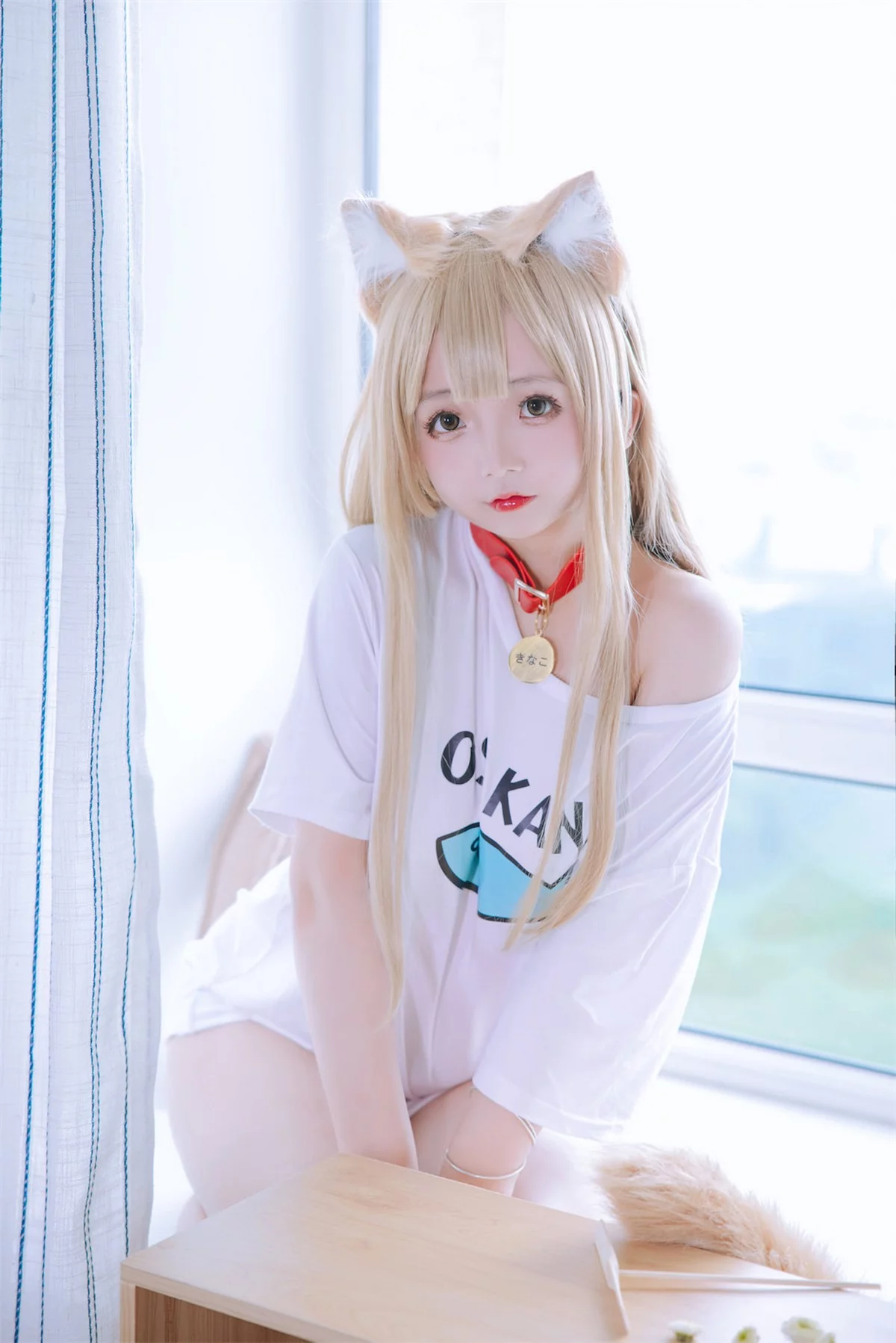 Cosplay美女日奈娇黄豆粉主题私房半脱性感白T露傲人豪乳遮点惹火诱惑写真159P
