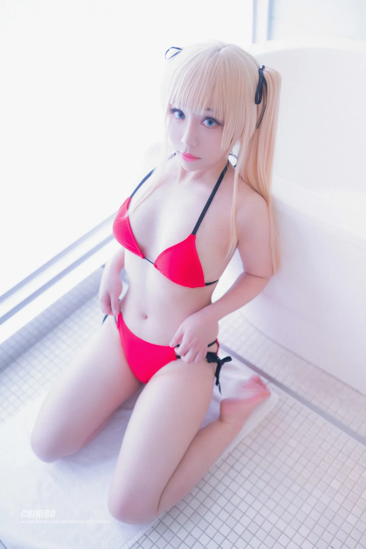 Coser美女叫我千寻大人英梨梨主题脱学生制服露白色内衣秀完美身材诱惑写真54P