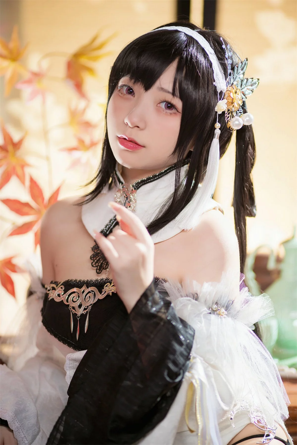 网络美女花铃镇海主题私房性感黑白礼裙配黑色蕾丝袜秀曼妙身姿迷人诱惑写真109P
