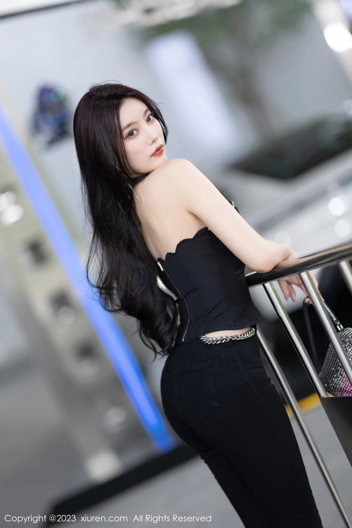 XiuRen第6866期_女神杨晨晨Yome性感轻透蕾丝连体衣秀丰腴身材完美诱惑写真90P