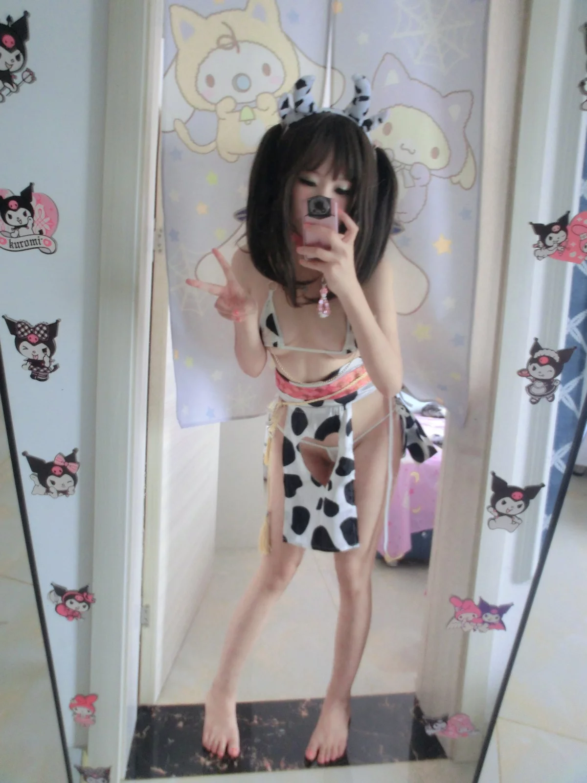 网络美女软妹摇摇乐乳牛姐姐主题私房性感三点式奶牛内衣秀完美身材诱惑写真143P