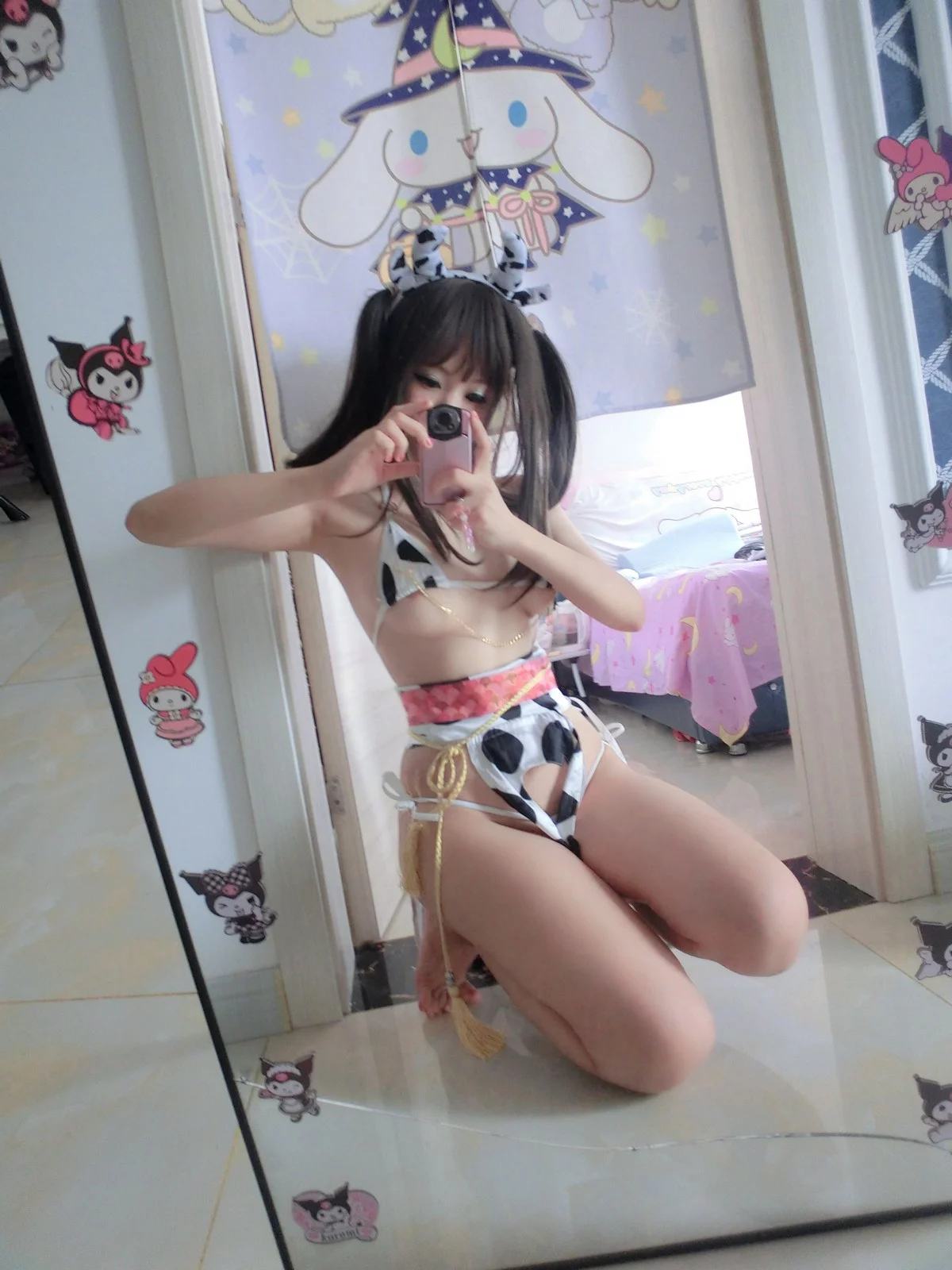 网络美女软妹摇摇乐乳牛姐姐主题私房性感三点式奶牛内衣秀完美身材诱惑写真143P