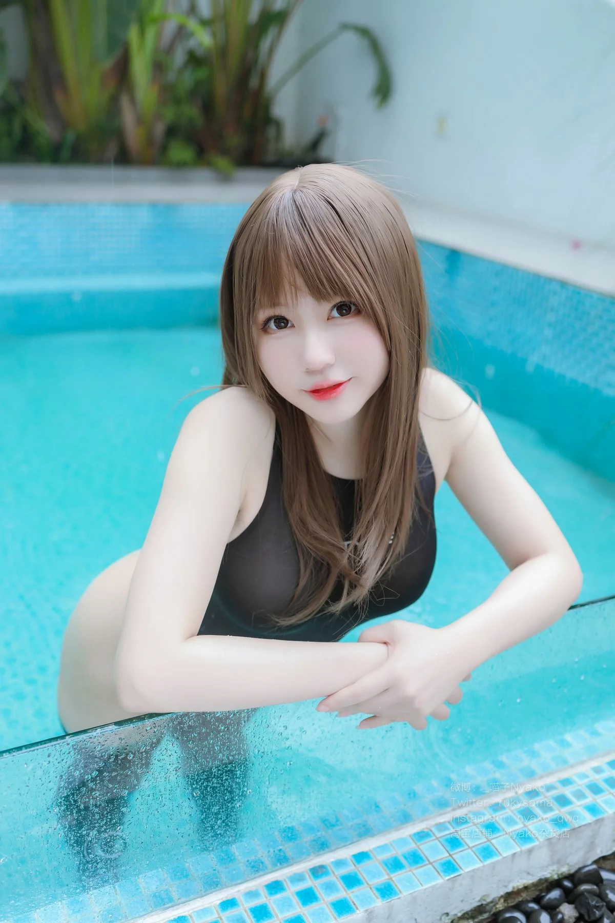 网络美女Nyako喵子黑色透明竞泳主题性感黑色薄透连体泳衣秀惹火身材诱惑写真134P