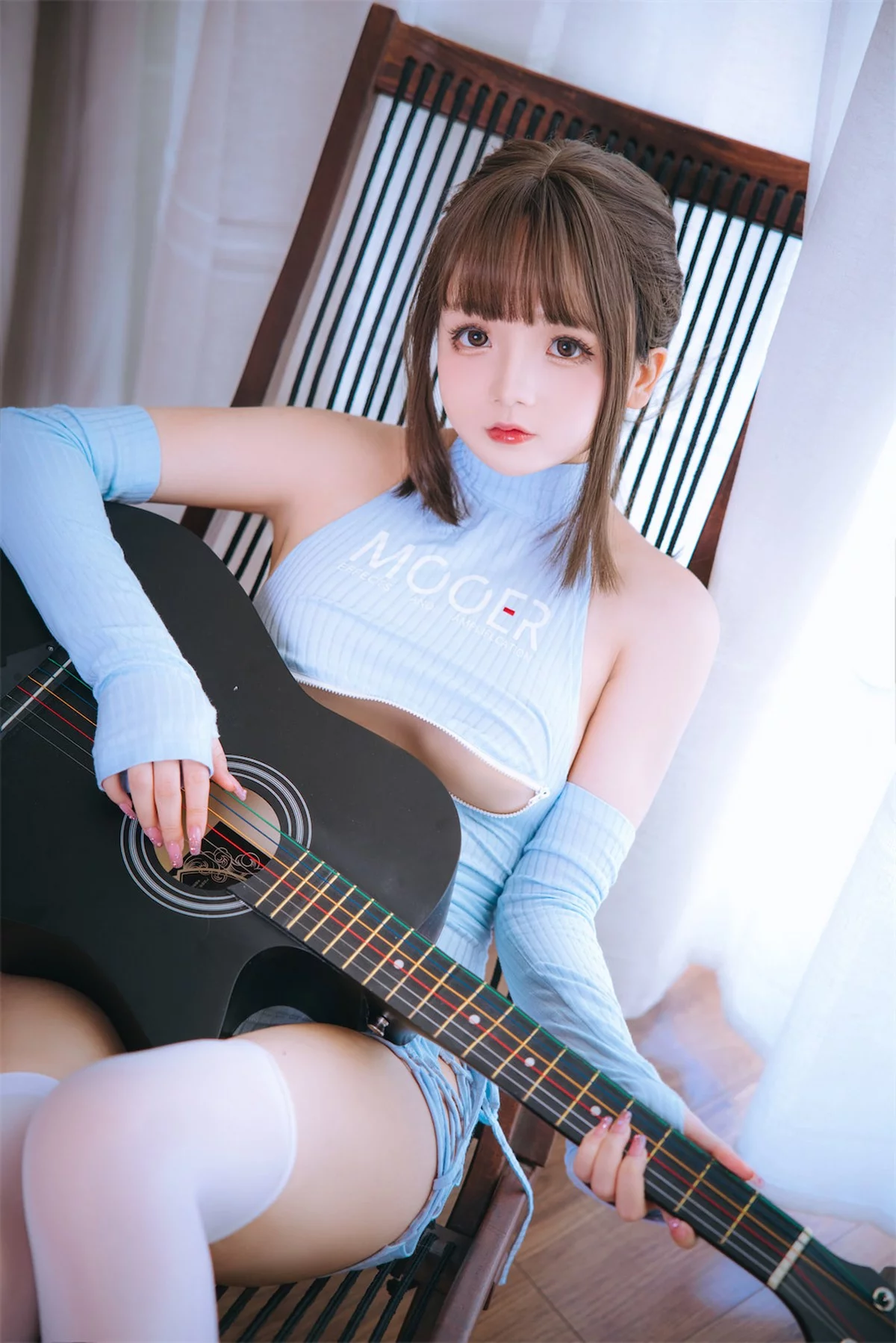Cosplay美女日奈娇吉他妹妹主题私房性感开胸情趣服饰配白丝袜完美诱惑写真75P