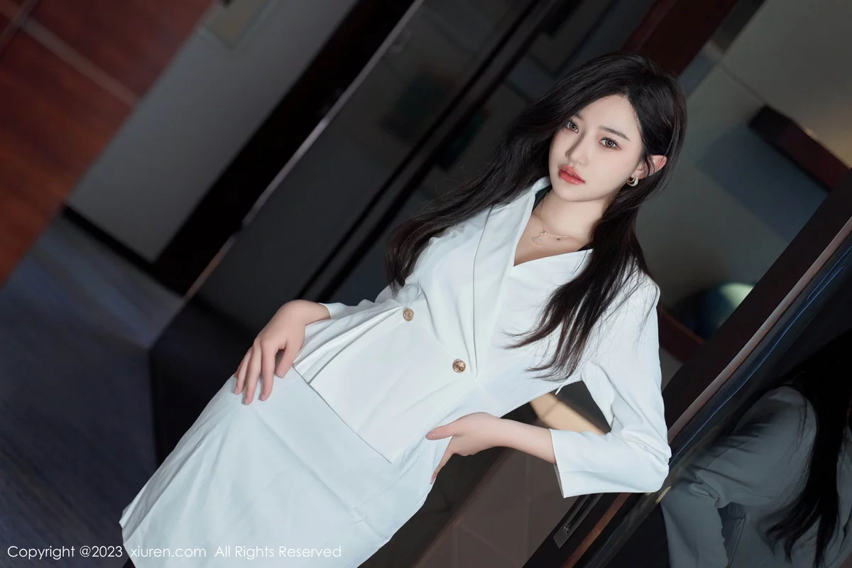 XiuRen第6900期_模特妙可可Cheese性感黑色蕾丝薄纱服秀完美身材惹火诱惑写真80P