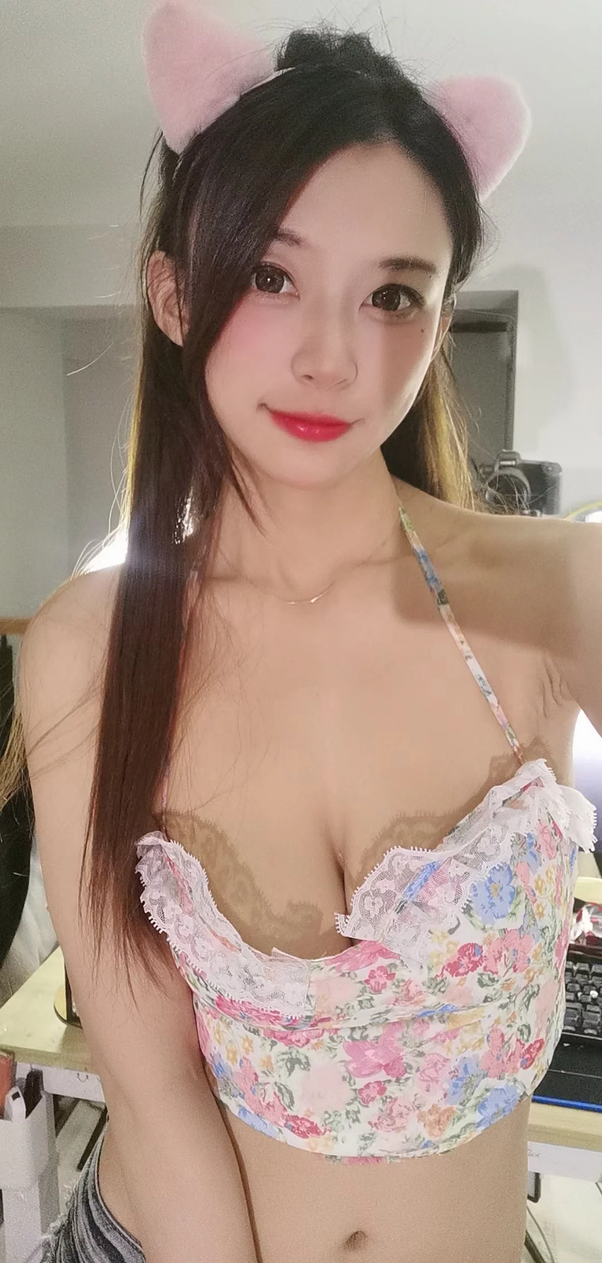 B站主播羊小雪舰长图包主题私房性感服饰系列秀高挑完美身材迷人诱惑写真187P