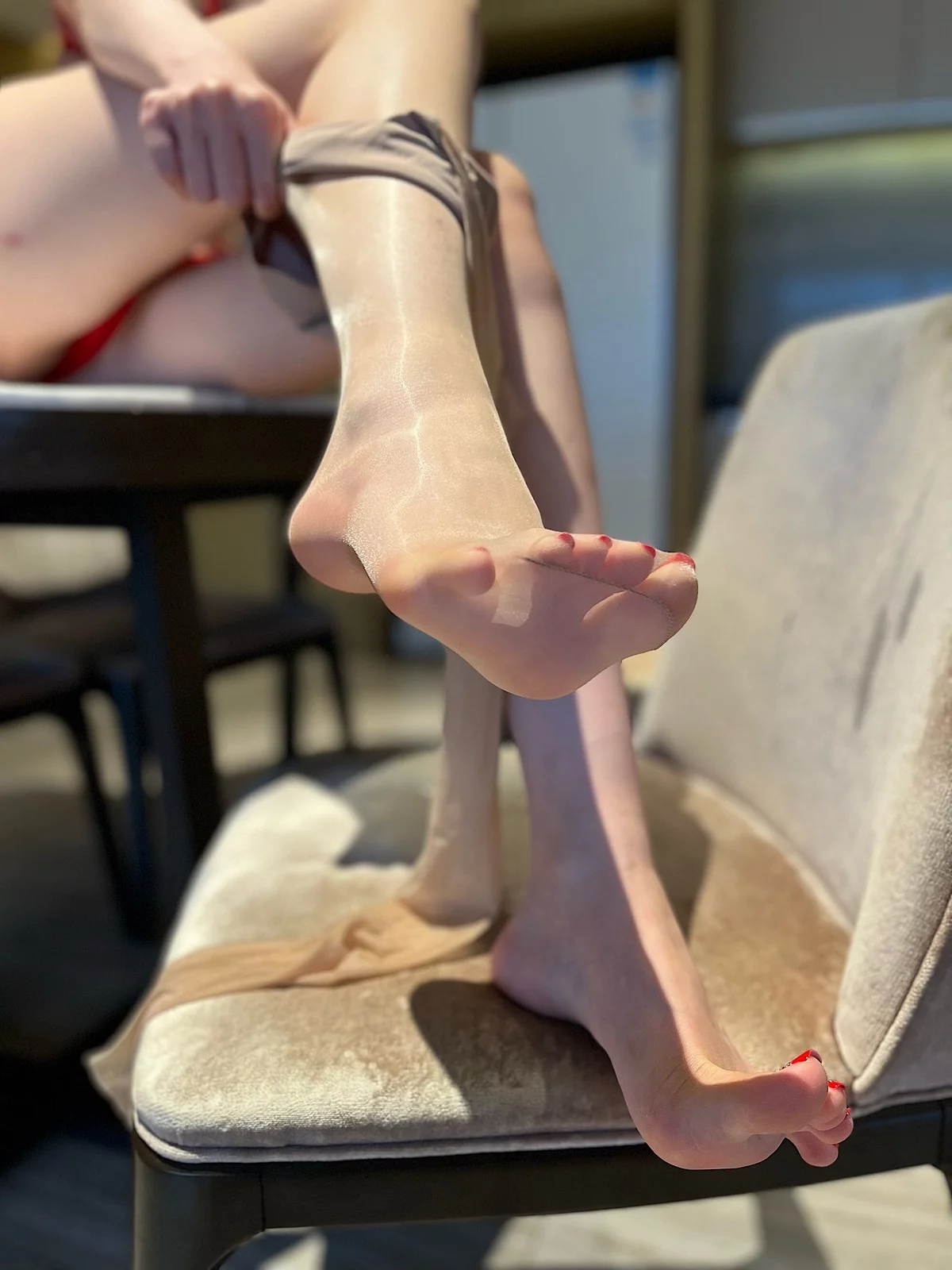 健身女神脸红Dearie红色内衣主题性感红色缕空服饰+红色情趣内衣惹火诱惑写真41P