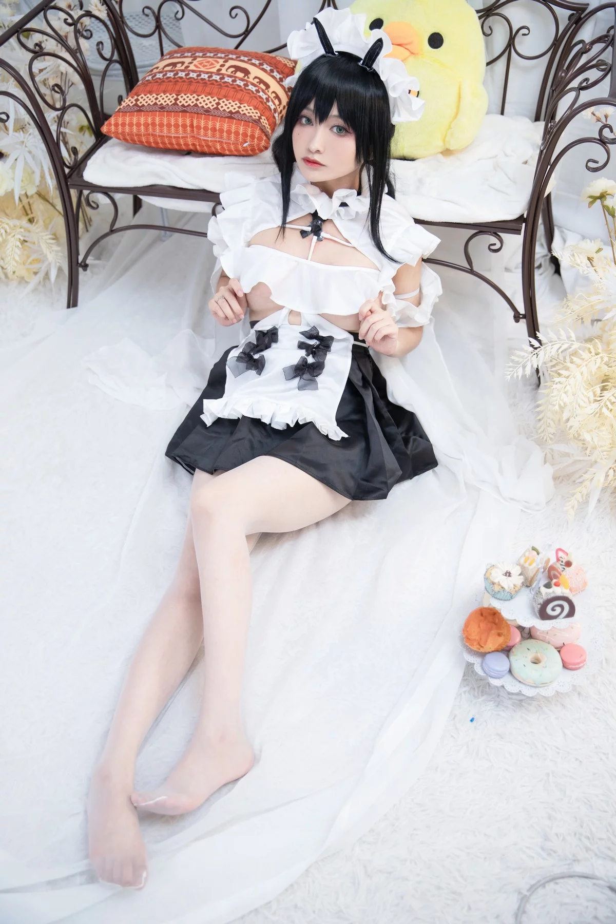 动漫博主洛璃LoLiSAMA不挠女仆主题性感情趣女仆装露豪乳遮点惹火诱惑写真69P