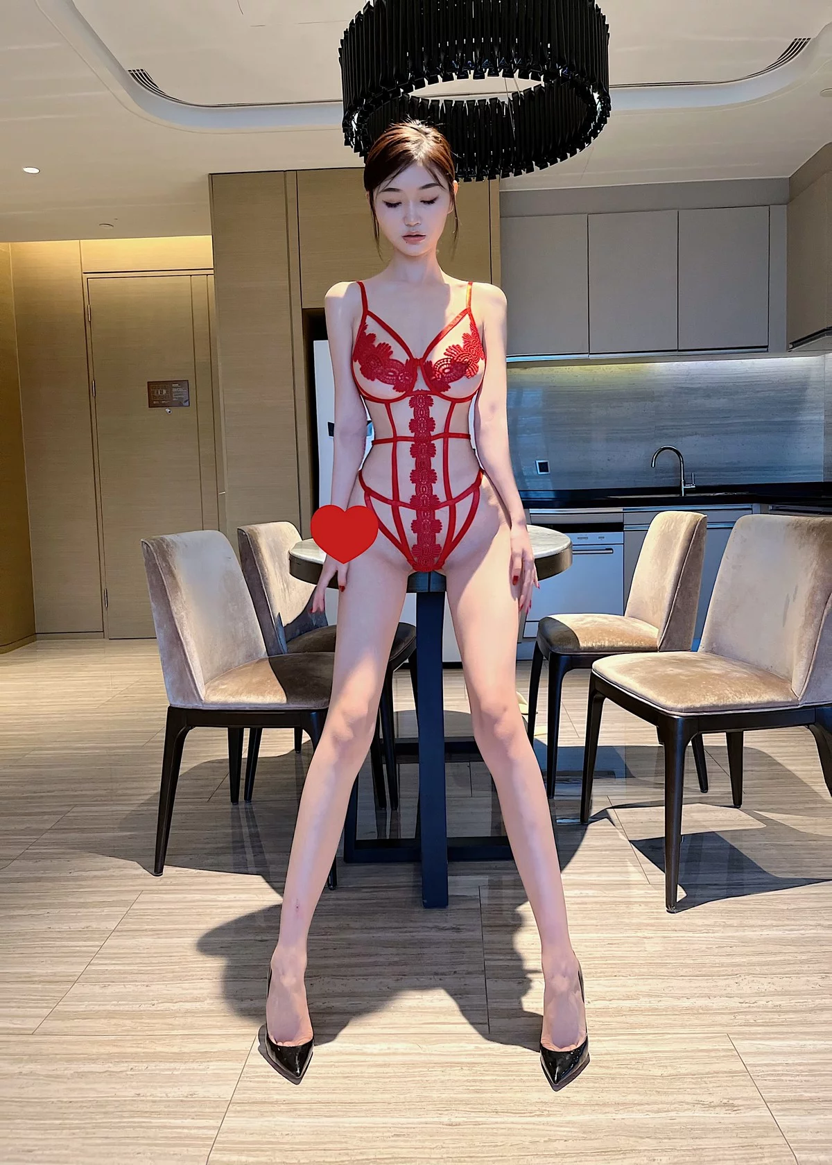 健身女神脸红Dearie红色内衣主题性感红色缕空服饰+红色情趣内衣惹火诱惑写真41P