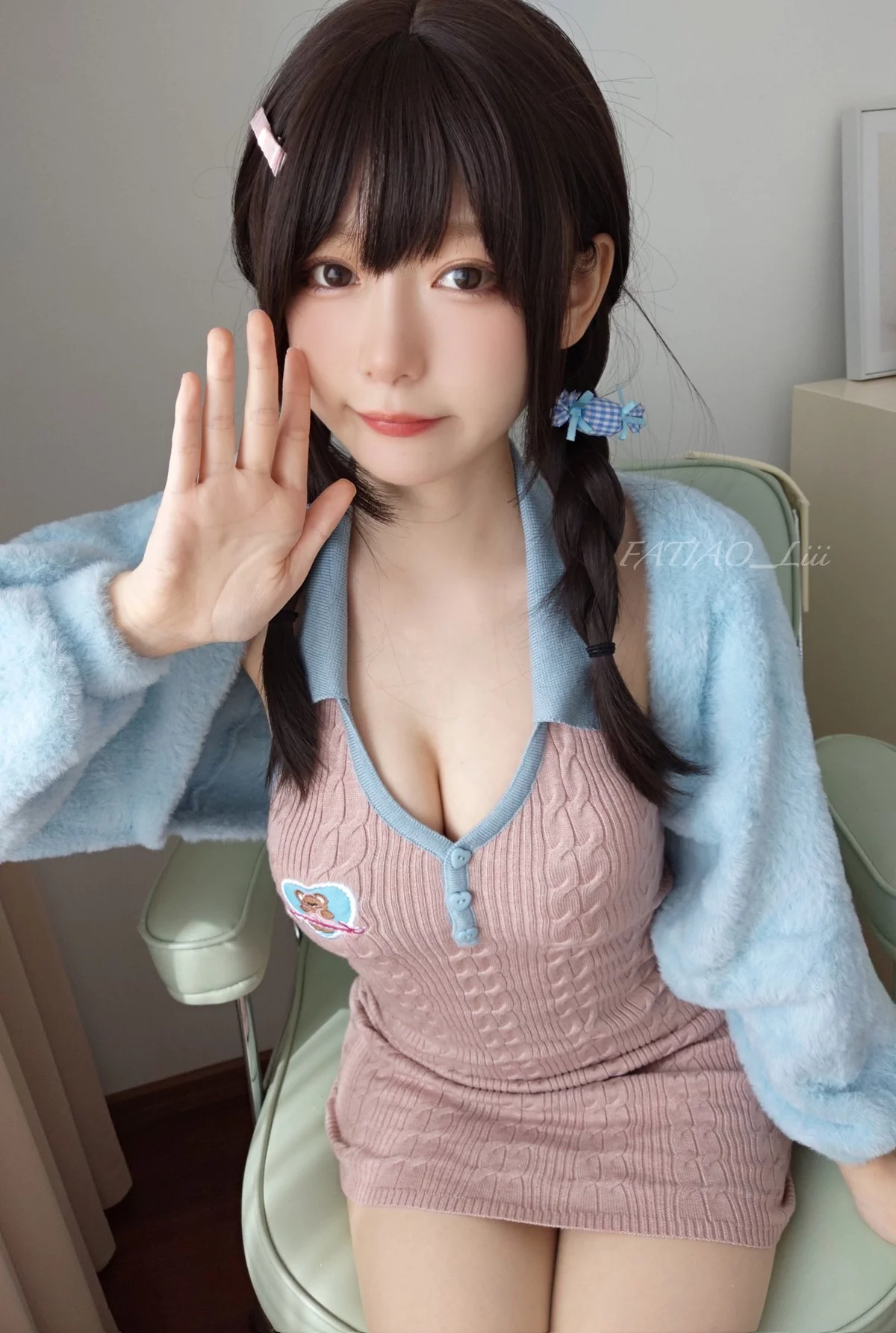 网络美女迷之呆梨03月合集主题性感粉色服饰+牛仔裤系列秀曼妙身姿诱惑写真180P