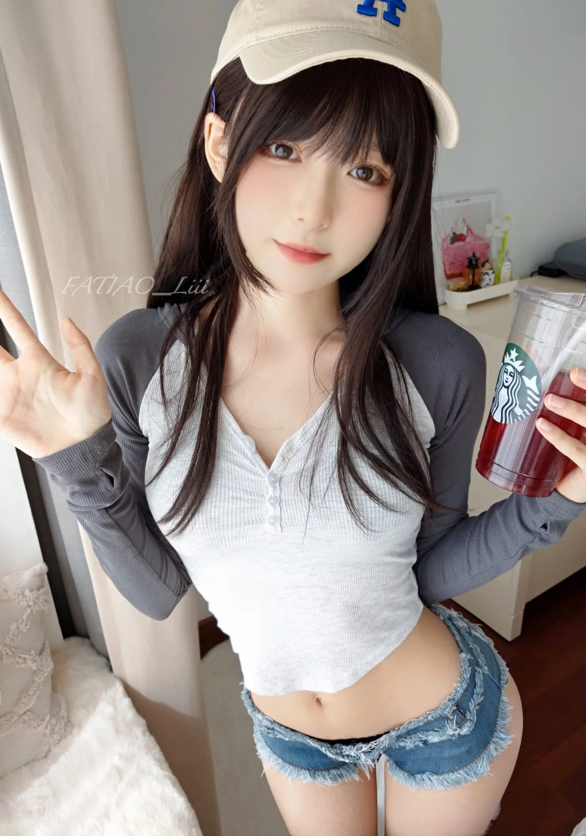 网络美女迷之呆梨03月合集主题性感粉色服饰+牛仔裤系列秀曼妙身姿诱惑写真180P