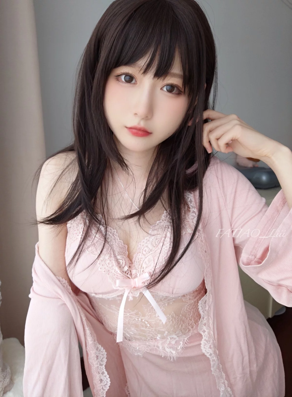 网络美女迷之呆梨03月合集主题性感粉色服饰+牛仔裤系列秀曼妙身姿诱惑写真180P