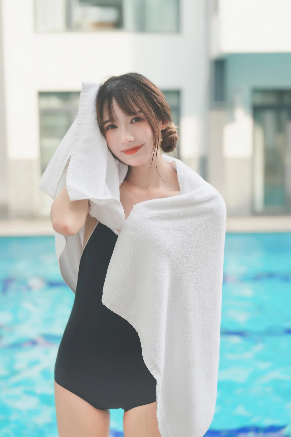 Coser美女兔子Zzz不吃胡萝卜甜甜的死库水主题泳池死库水秀曼妙身姿诱惑写真29P