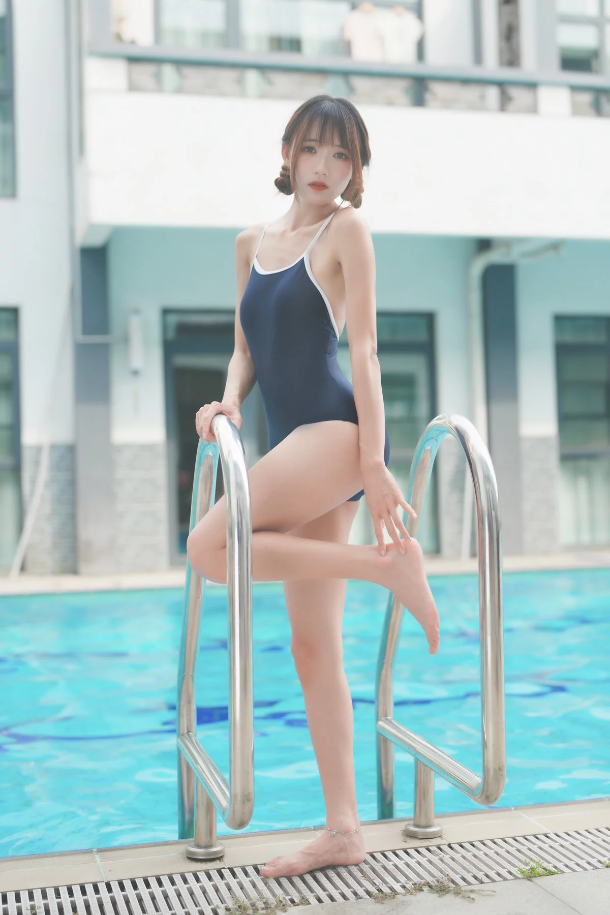 Coser美女兔子Zzz不吃胡萝卜甜甜的死库水主题泳池死库水秀曼妙身姿诱惑写真29P