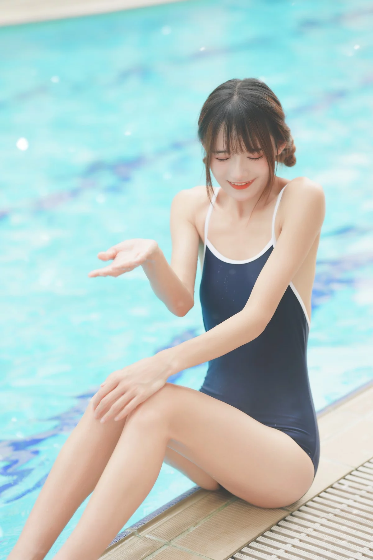Coser美女兔子Zzz不吃胡萝卜甜甜的死库水主题泳池死库水秀曼妙身姿诱惑写真29P