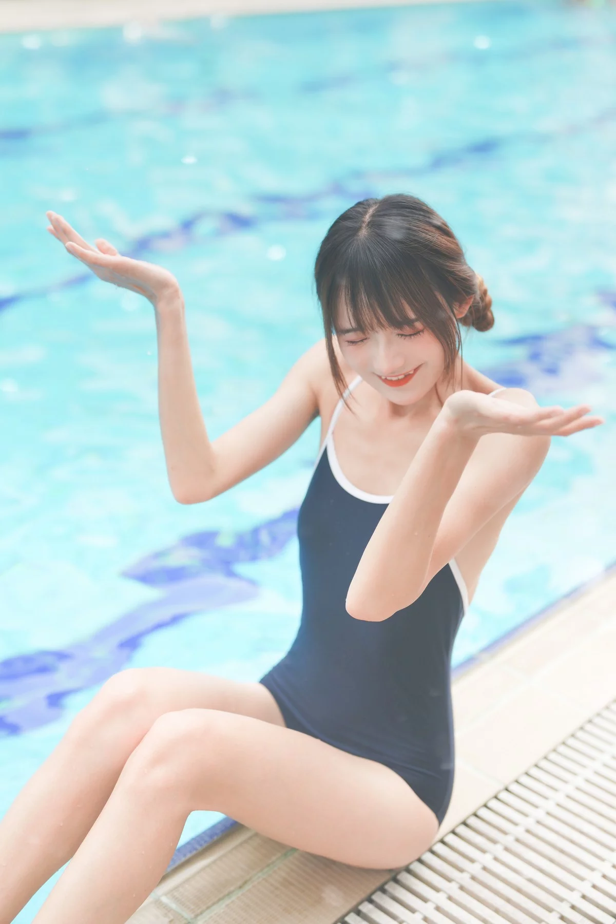 Coser美女兔子Zzz不吃胡萝卜甜甜的死库水主题泳池死库水秀曼妙身姿诱惑写真29P
