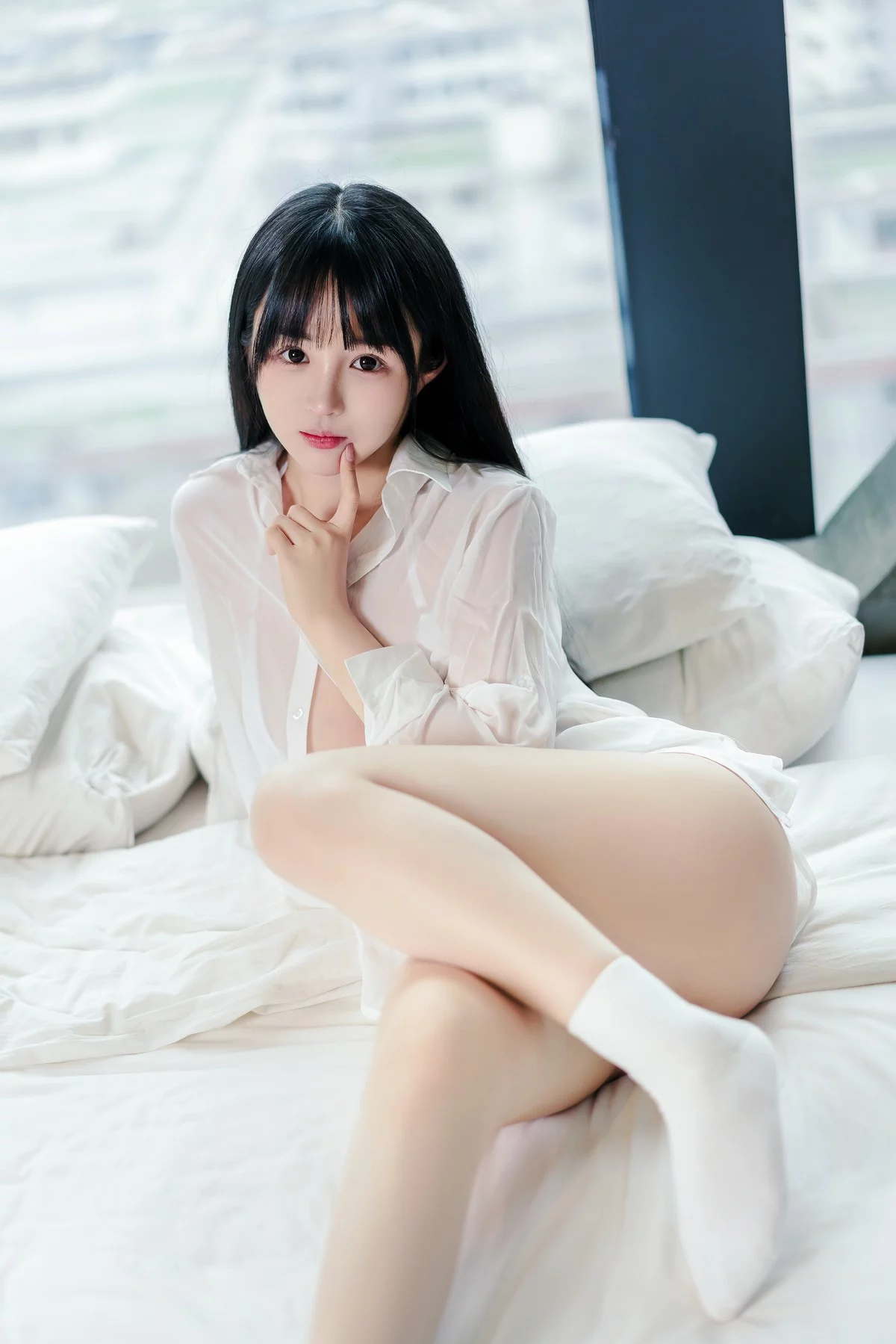 网络美女桜井宁宁男友衬衫主题私房床上半脱露性感白色三点式内衣完美诱惑写真49P