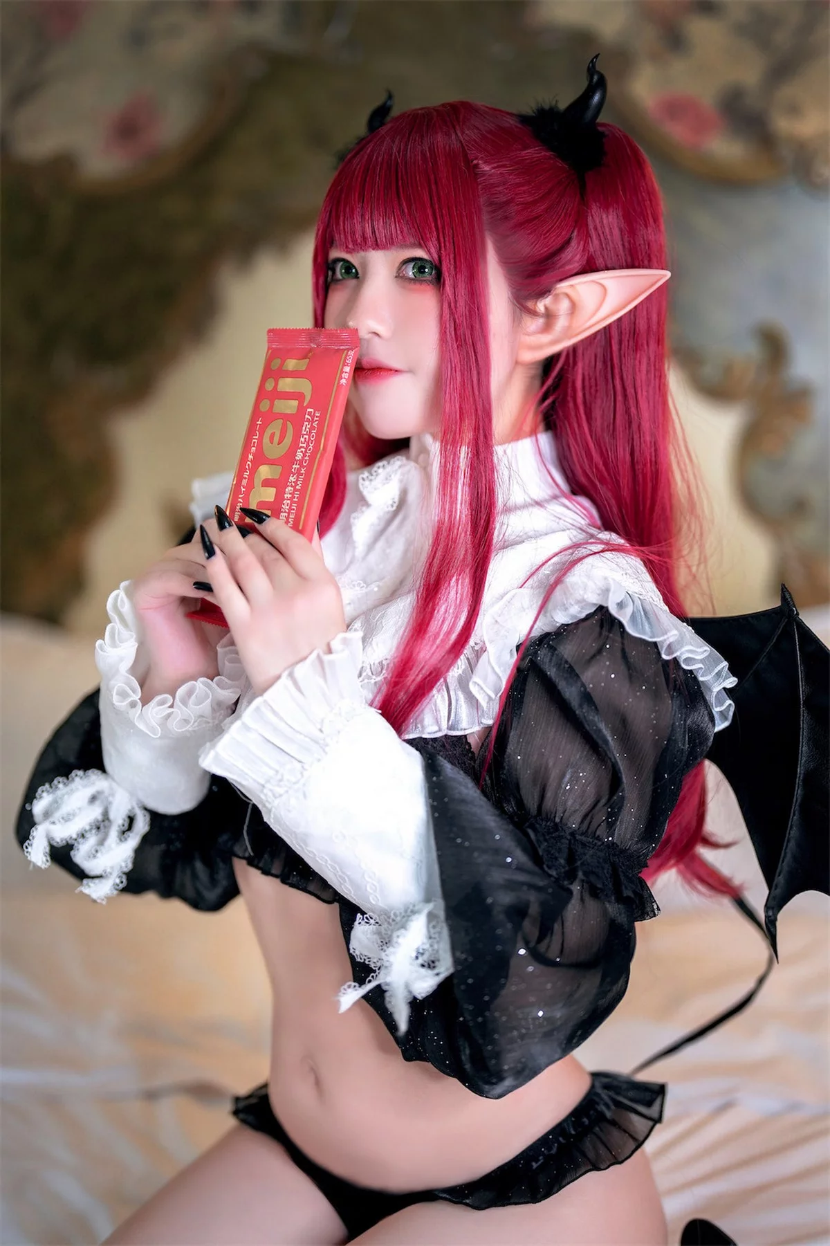 网络美女索索半半子小恶魔利兹主题性感黑色蕾丝内衣配黑丝吊袜极致魅惑写真62P
