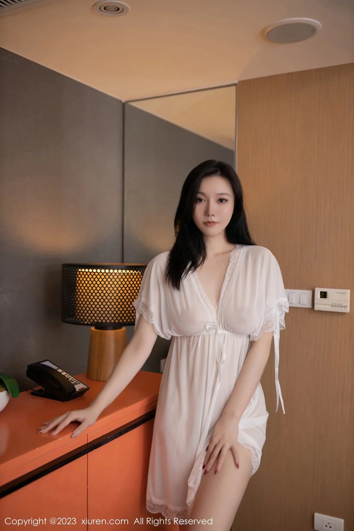 XiuRen第6827期_模特安然anran性感白色轻透薄纱服露淡蓝轻透蕾丝内衣诱惑写真79P