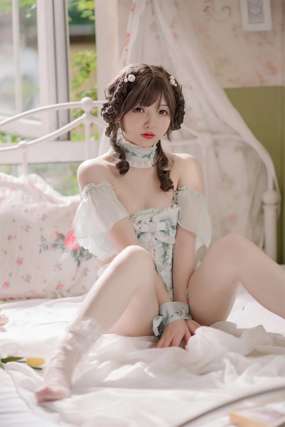 网络美女花铃豌豆公主仆主题私房床上性感分体式睡衣情趣捆绑撩人诱惑写真81P
