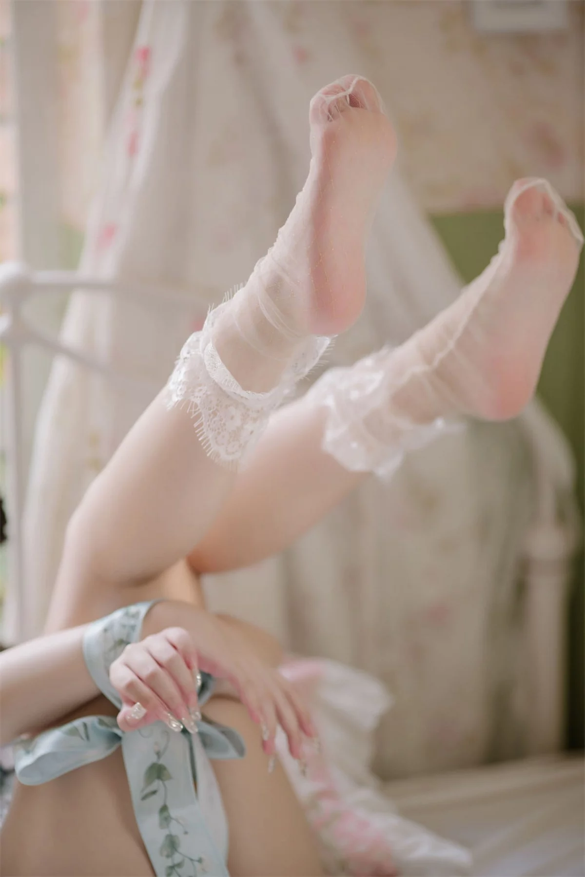 网络美女花铃豌豆公主仆主题私房床上性感分体式睡衣情趣捆绑撩人诱惑写真81P
