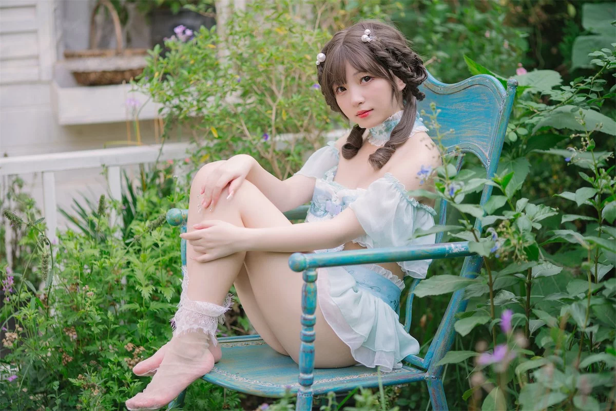 网络美女花铃豌豆公主仆主题私房床上性感分体式睡衣情趣捆绑撩人诱惑写真81P