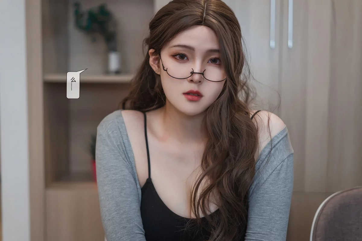网络美女Natsuko夏夏子家庭教师主题私房半脱制服露豪乳遮点惹火诱惑写真62P