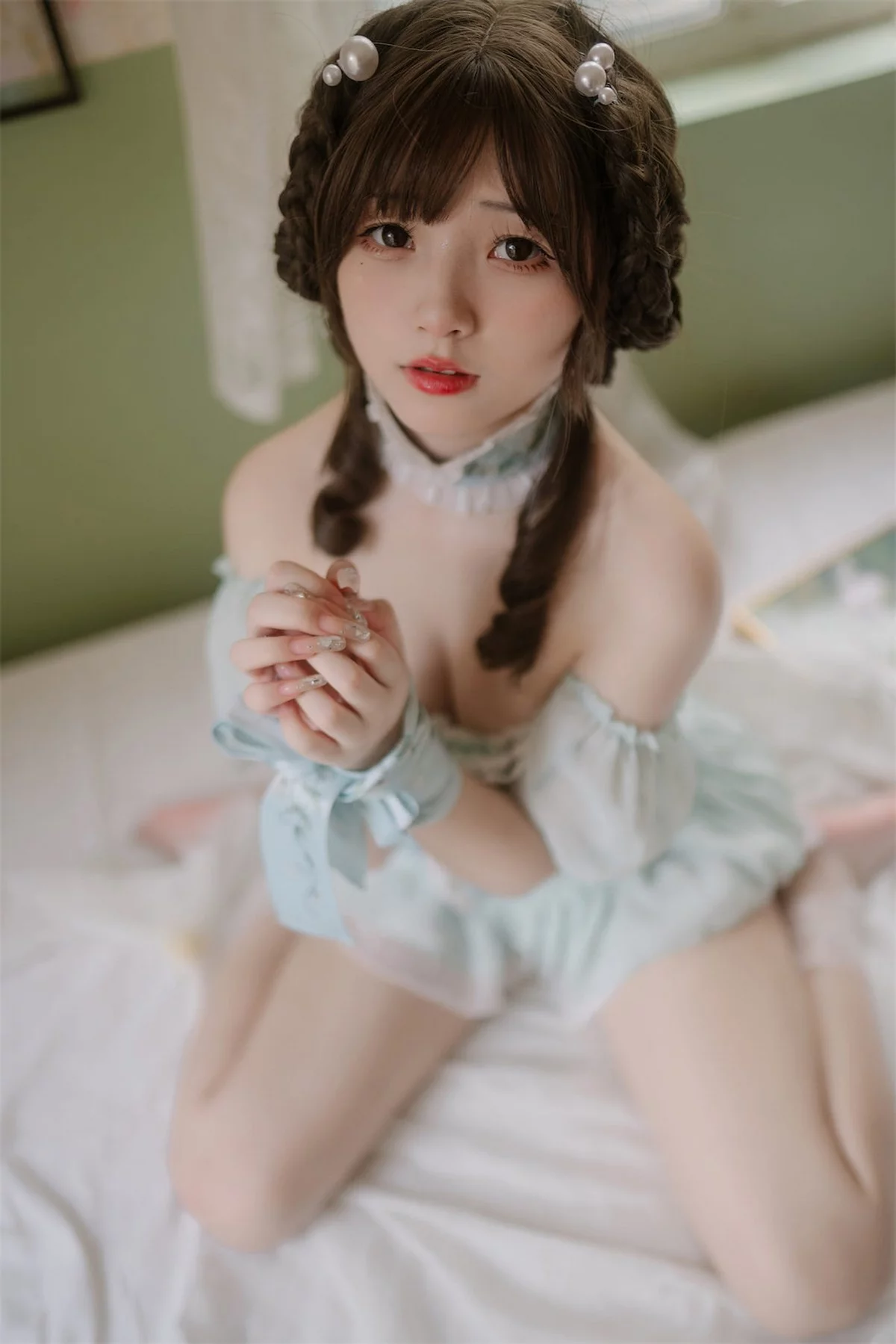 网络美女花铃豌豆公主仆主题私房床上性感分体式睡衣情趣捆绑撩人诱惑写真81P