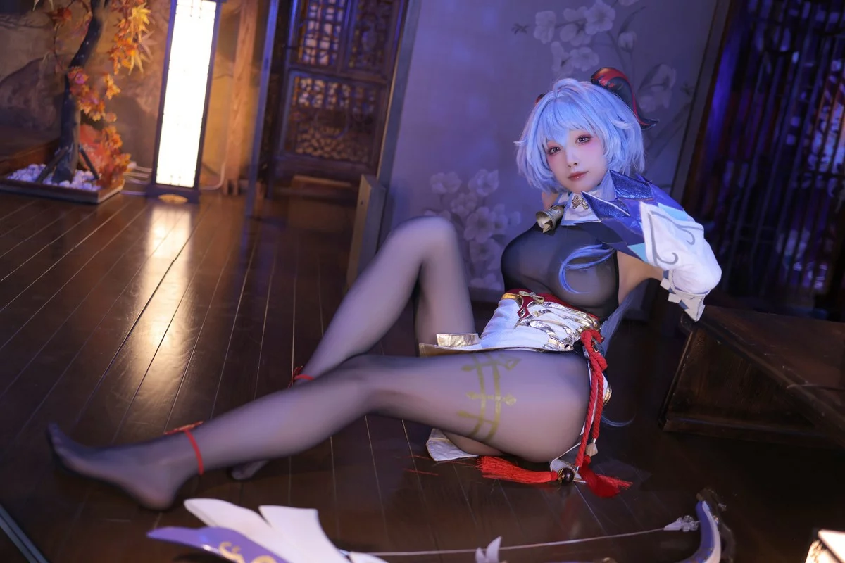 动漫博主水淼Aqua原神甘雨主题性感黑色薄透连体衣配超薄黑丝秀美腿诱惑写真122P