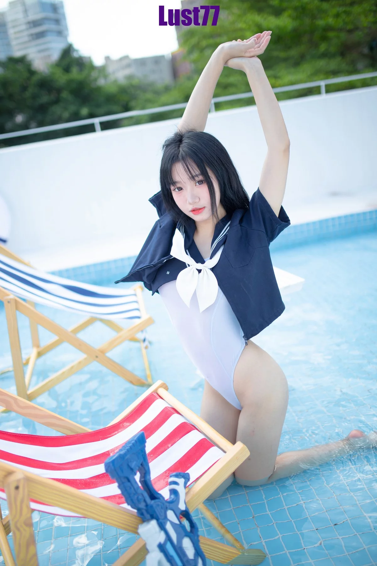 动漫博主柒柒要乖哦清凉夏日主题泳池性感白色比基尼湿身秀完美身材诱惑写真71P