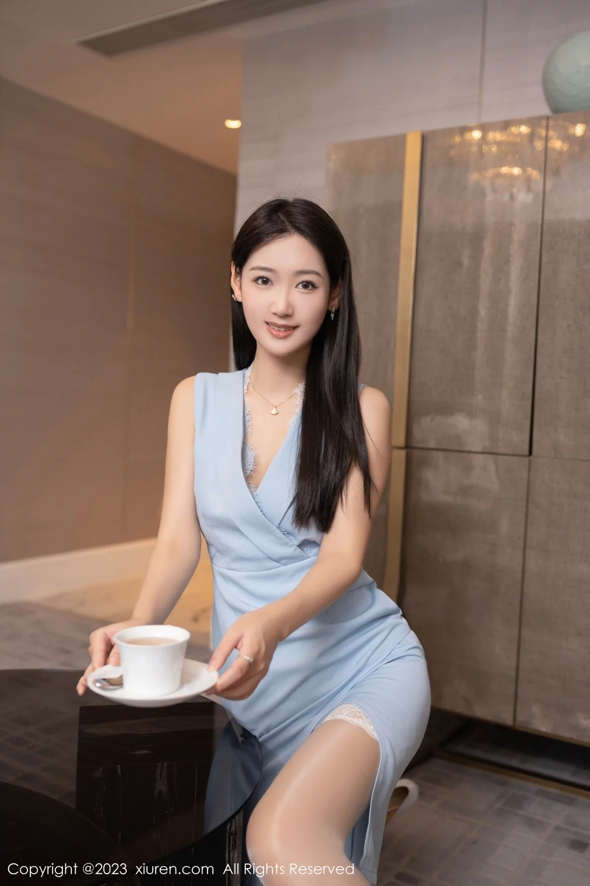 XiuRen第7017期_模特唐安琪性感白色轻透薄纱内衣配白丝袜秀惹火身材诱惑写真79P